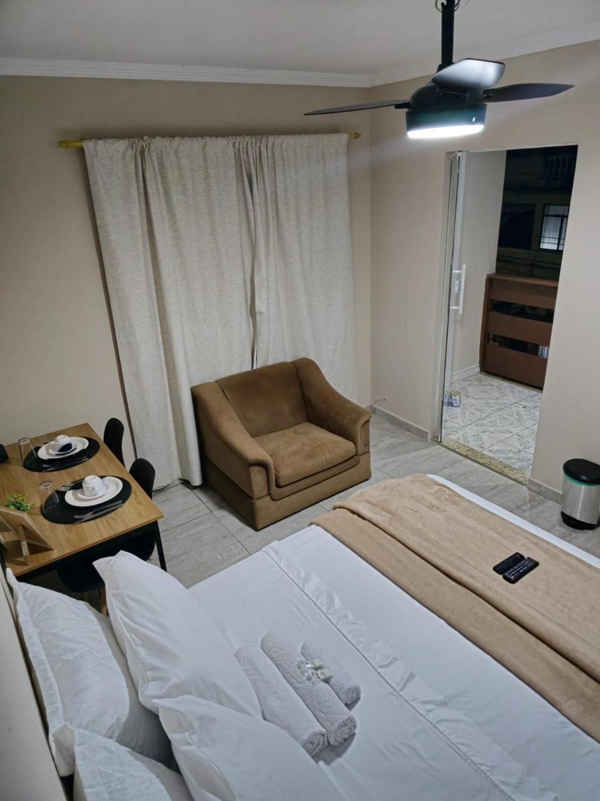 Double Room photo 3