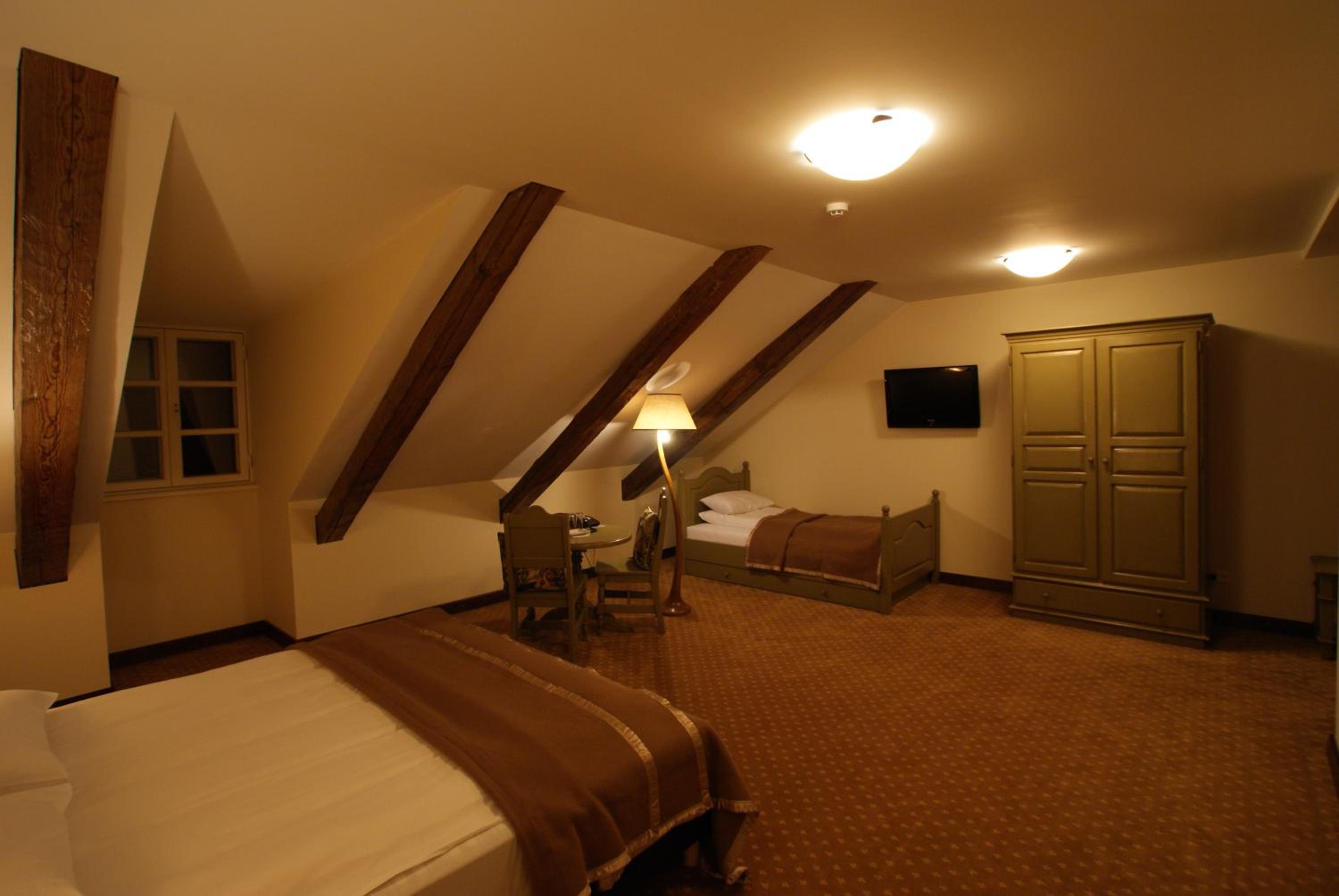 Classic Triple Room photo 2