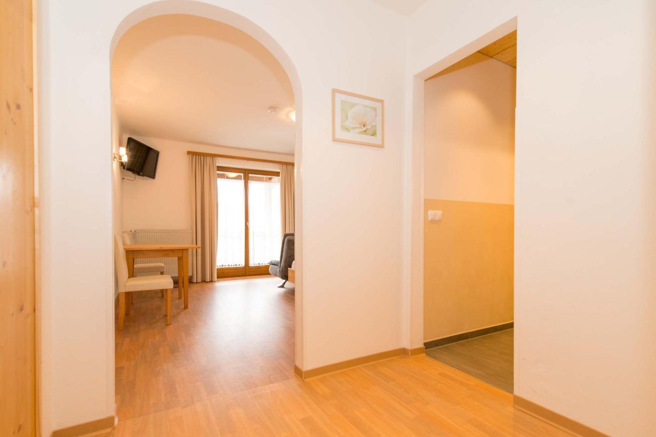 Apartment (2 Adults) photo 2