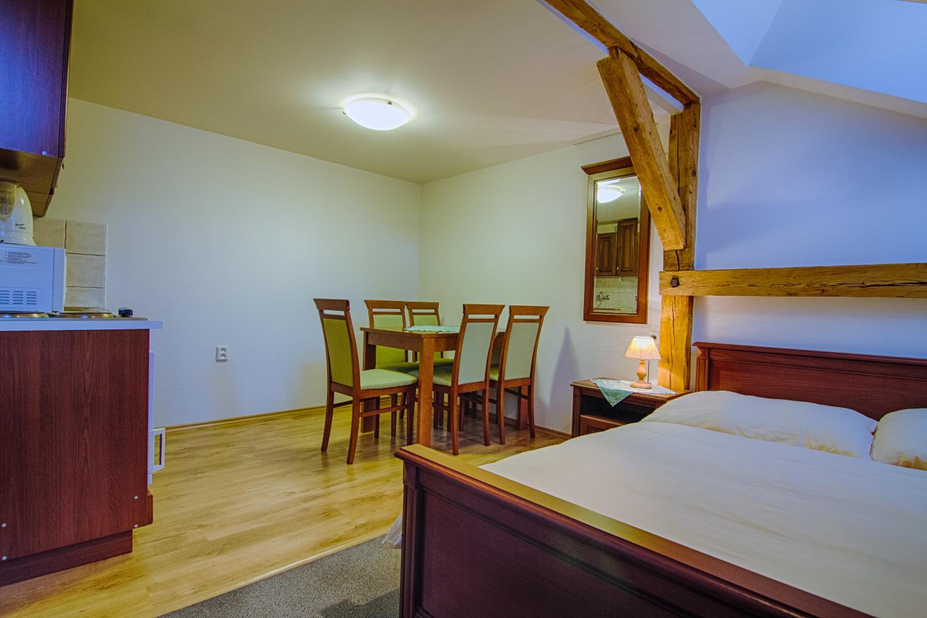 Duplex Apartment with Kitchen and Garage (4 Adults) F photo 3