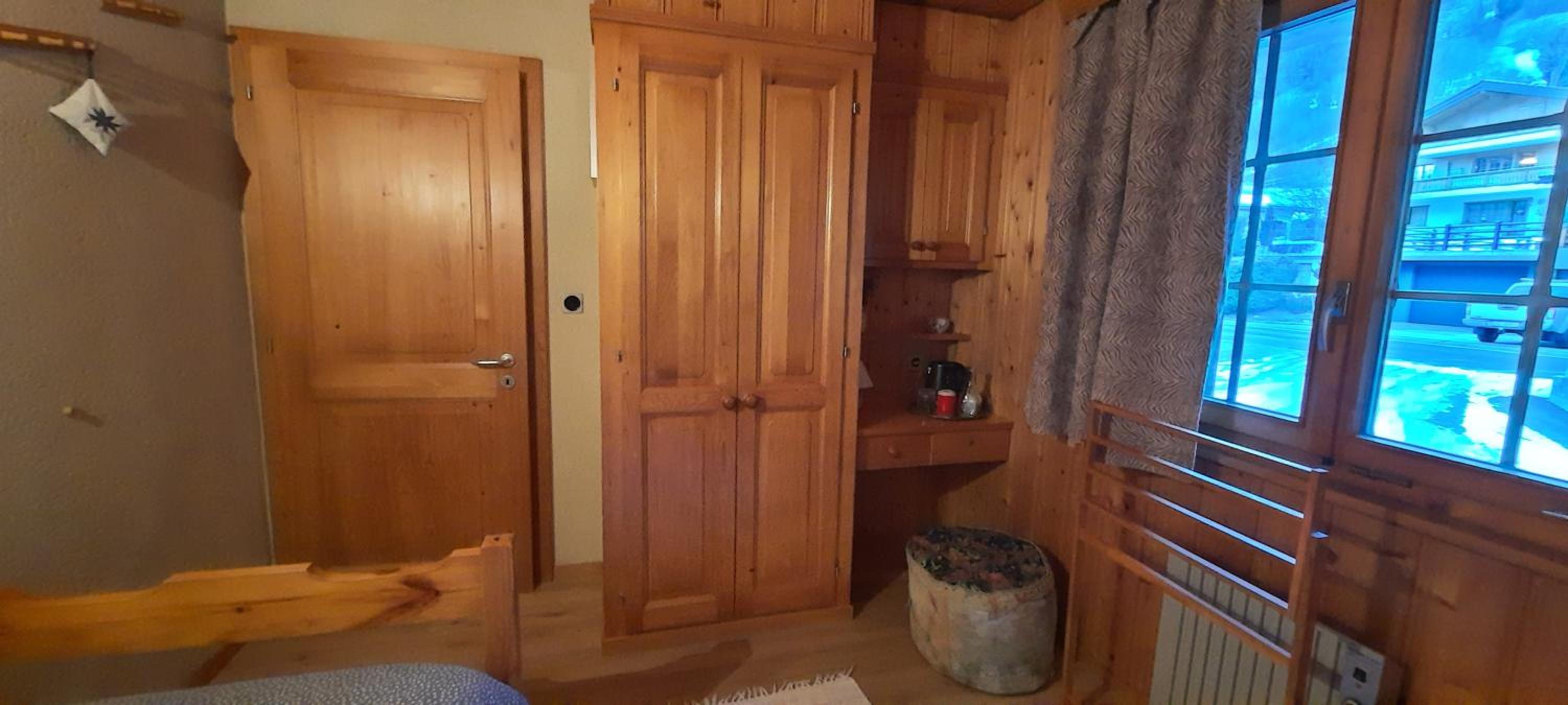 Large Single Room photo 2