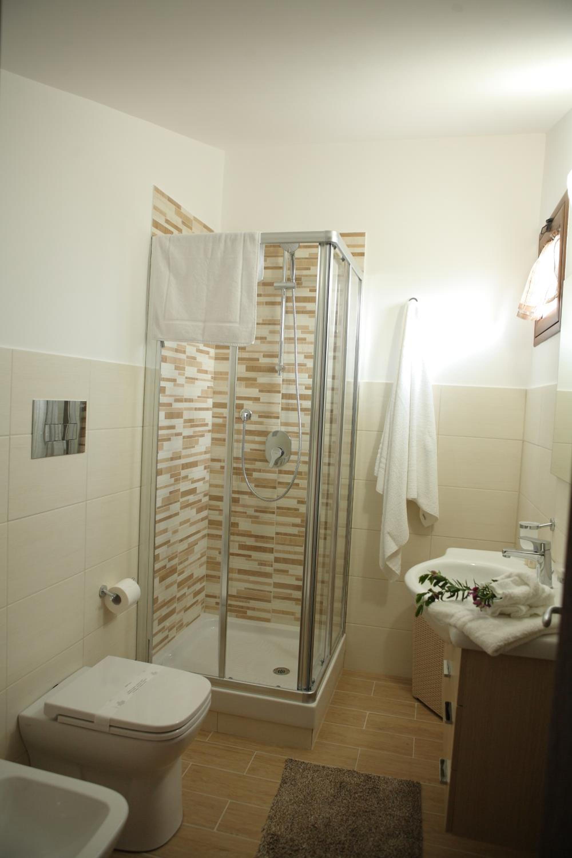 Deluxe Apartment - Photo 9