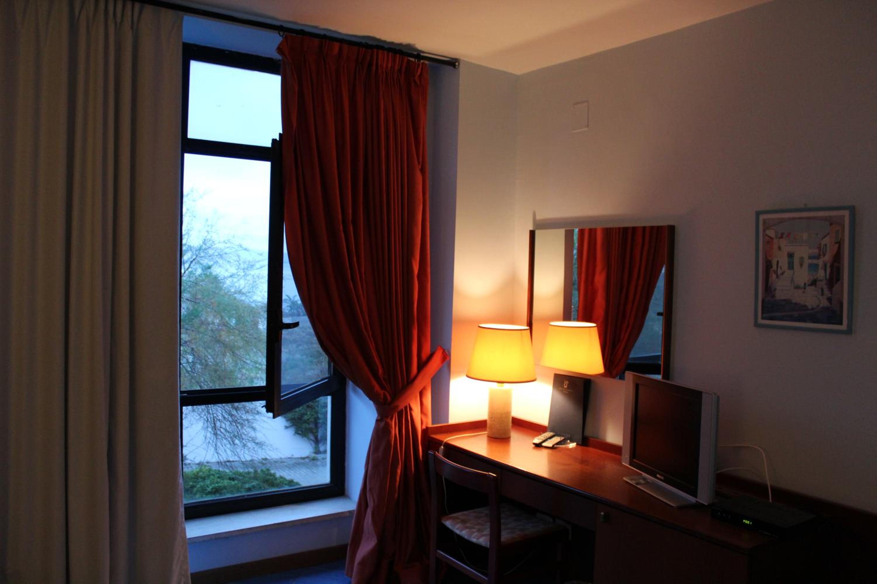 Economy Double or Twin Room - Photo 4