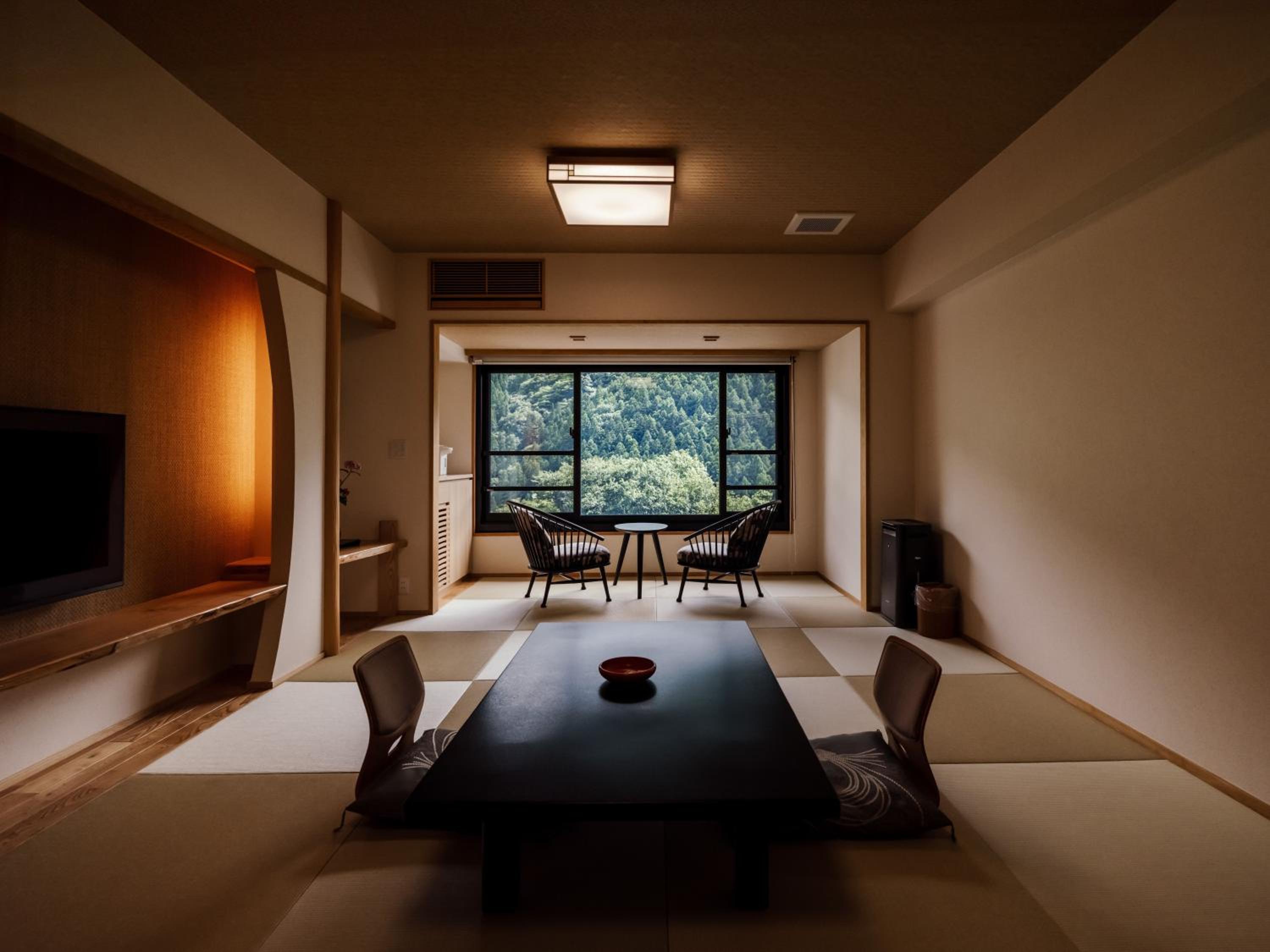 Japanese-Style Room