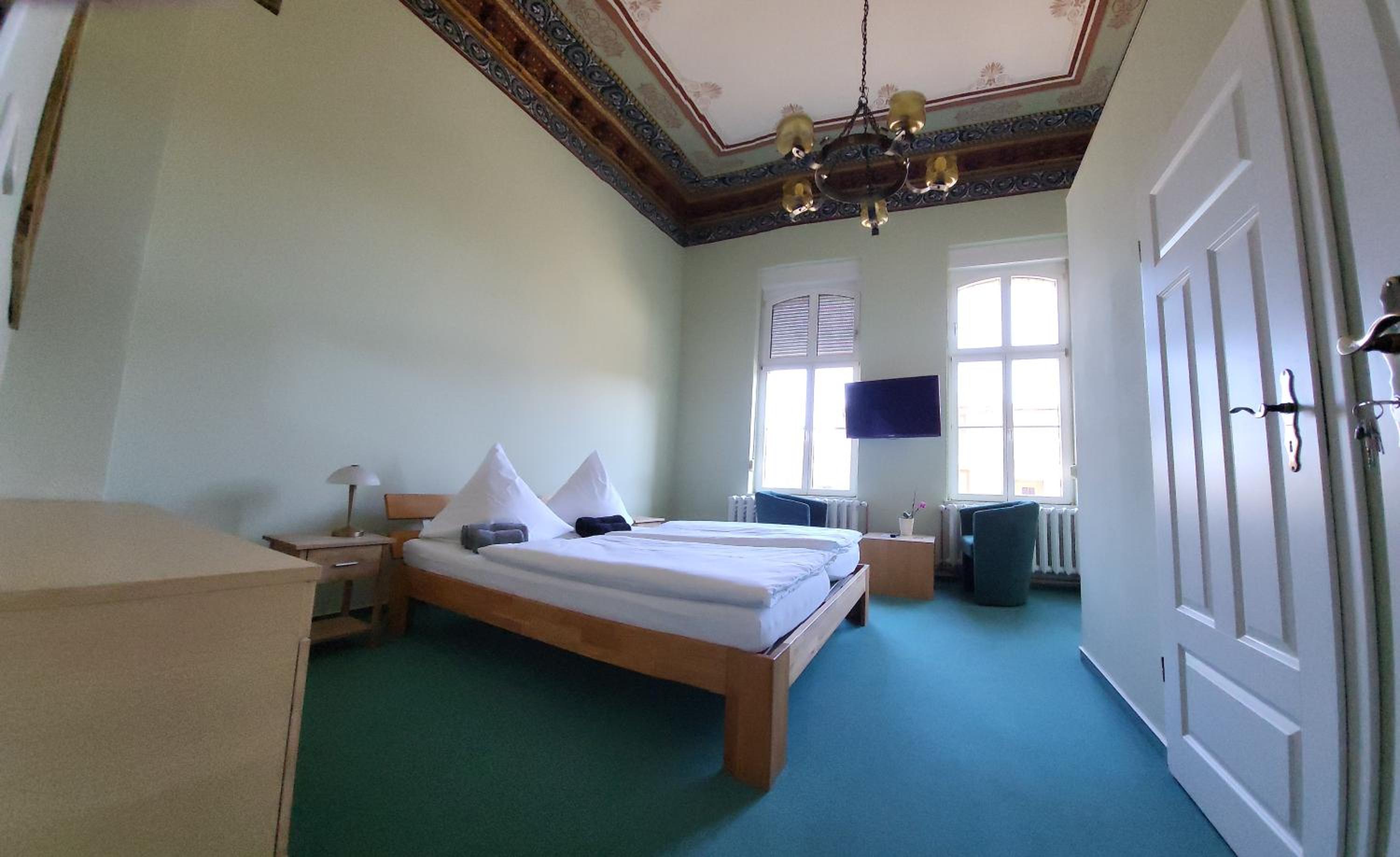 Standard Double Room photo 3