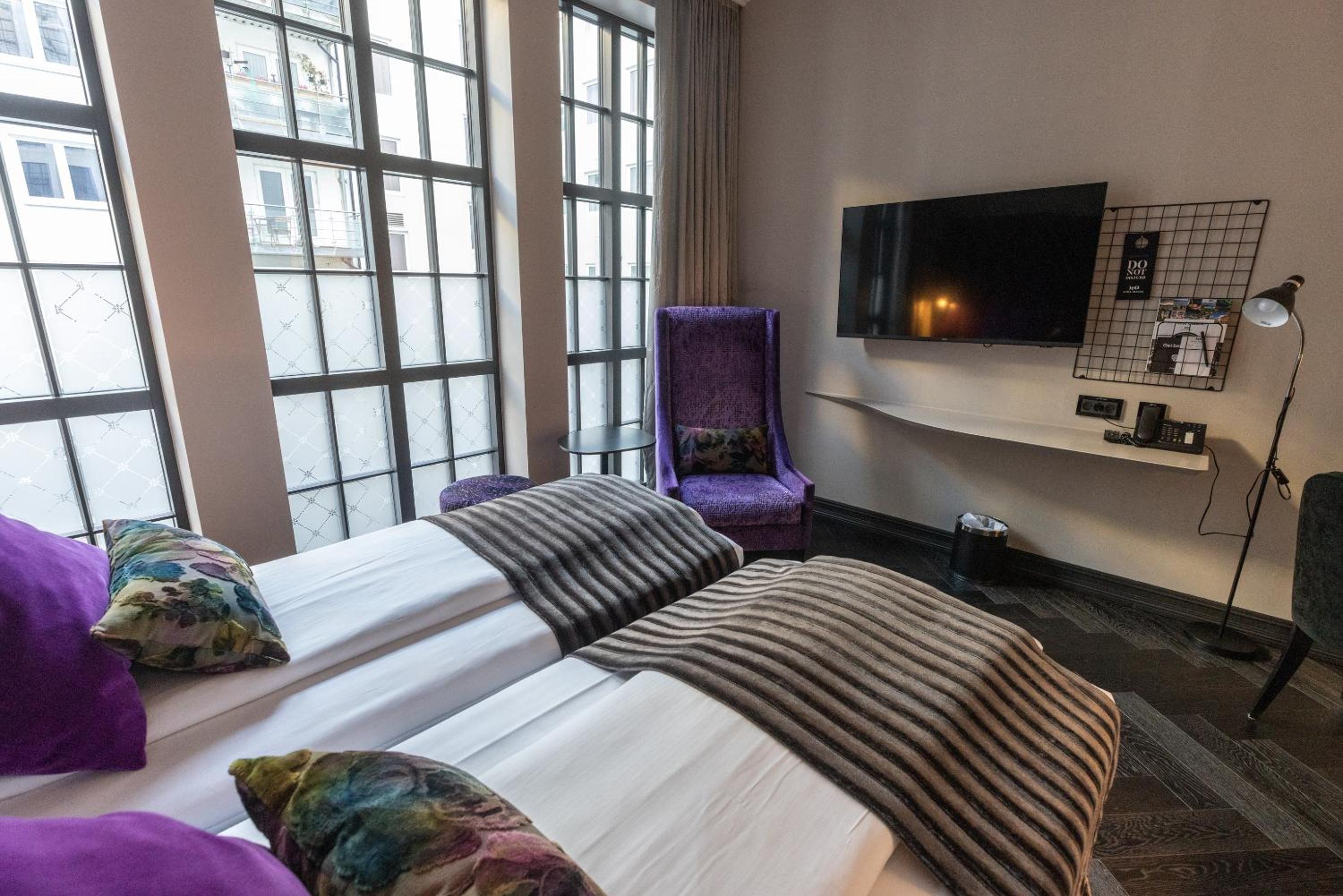 Available room
