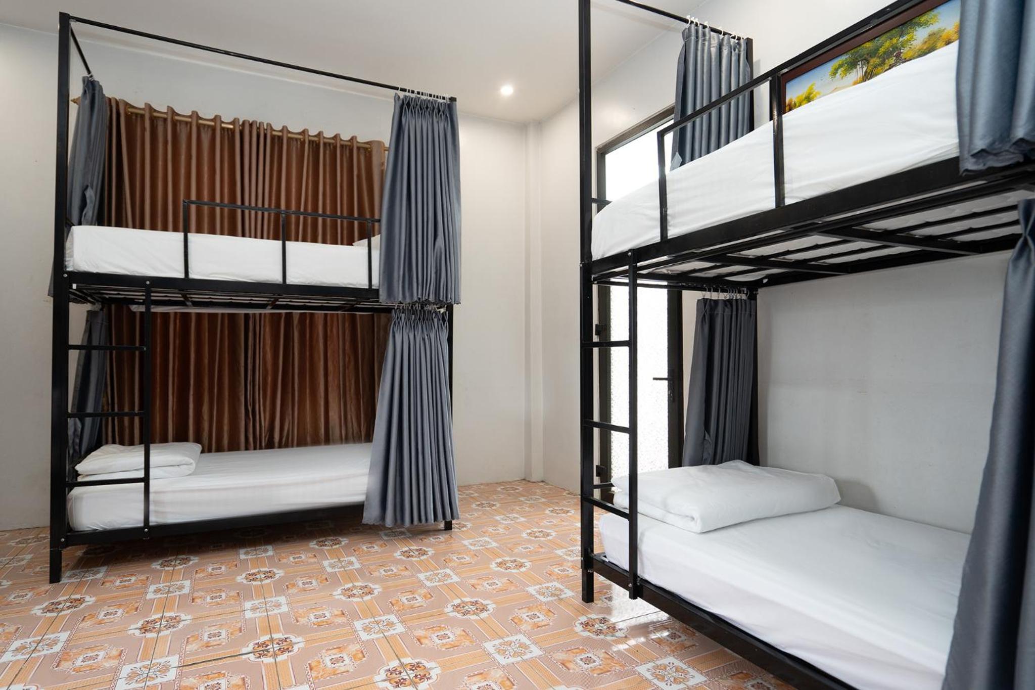 Single Bed in 10-Bed Dormitory Room