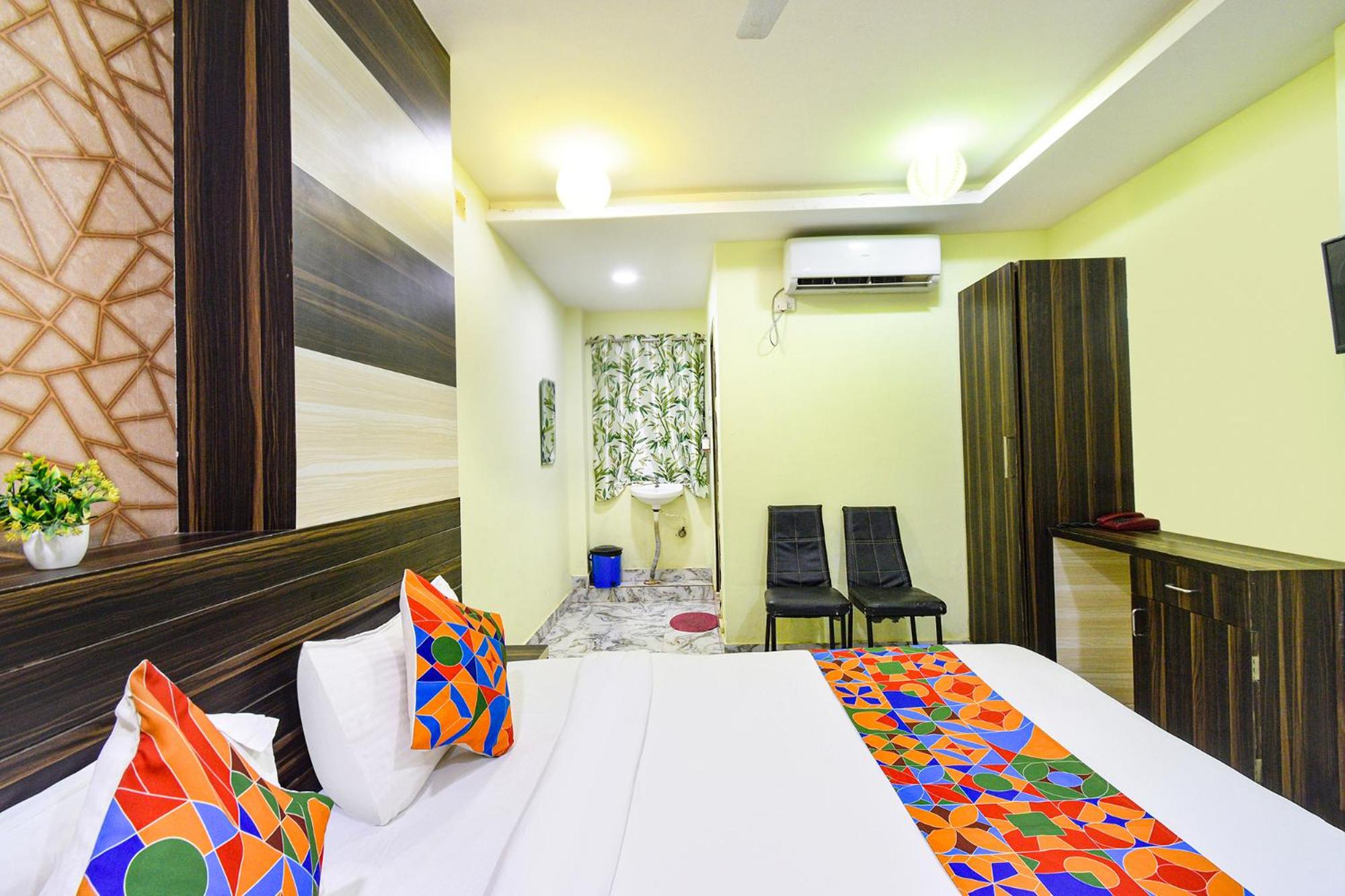 Deluxe Room - Photo 4