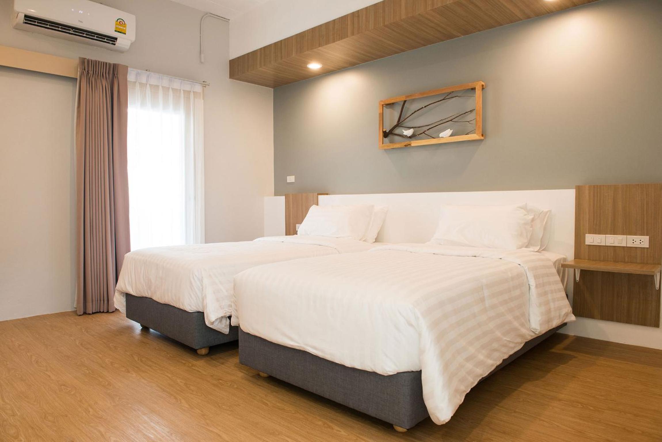 Deluxe Twin Room photo 3