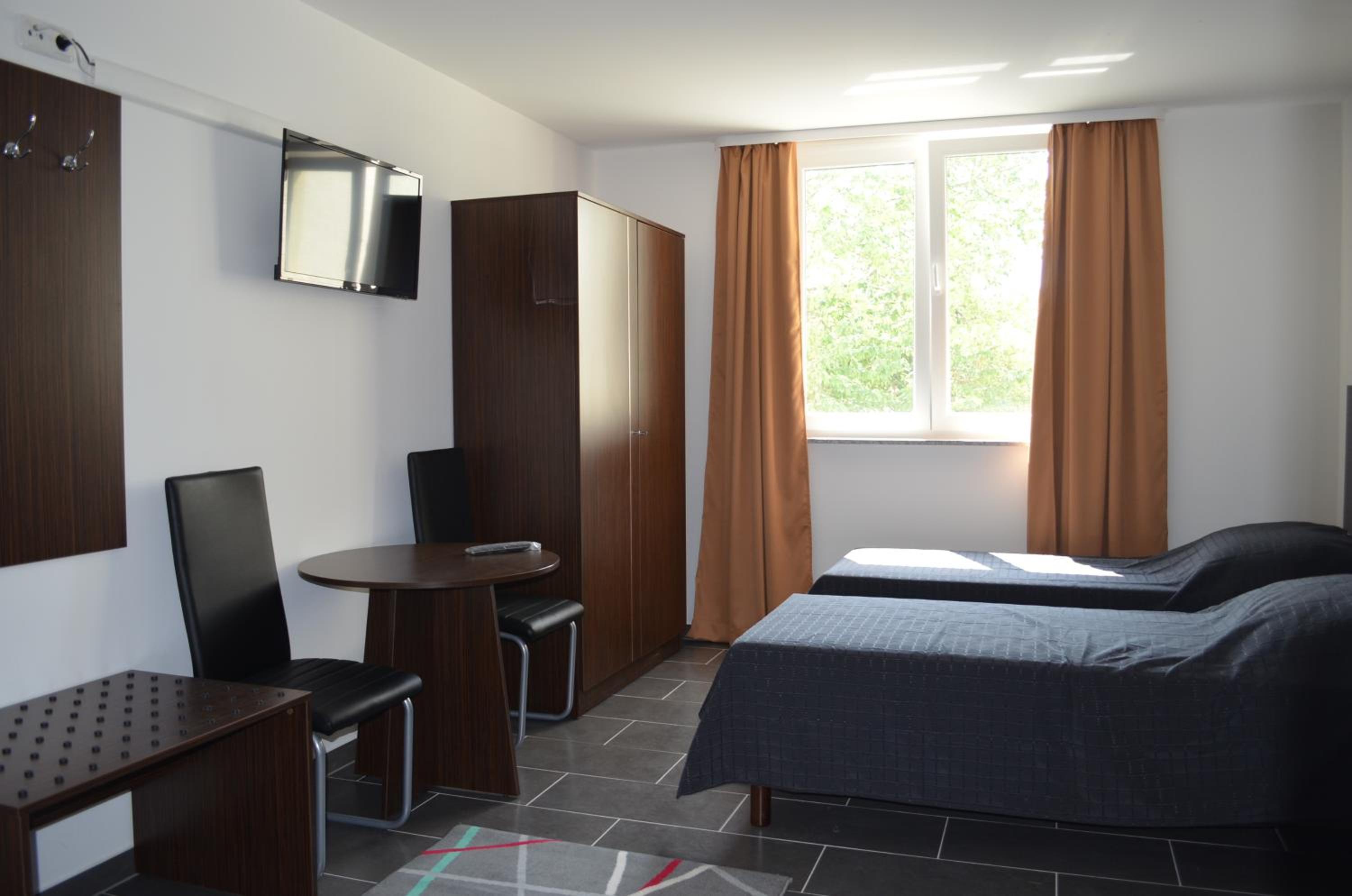 Deluxe Twin Room photo 3