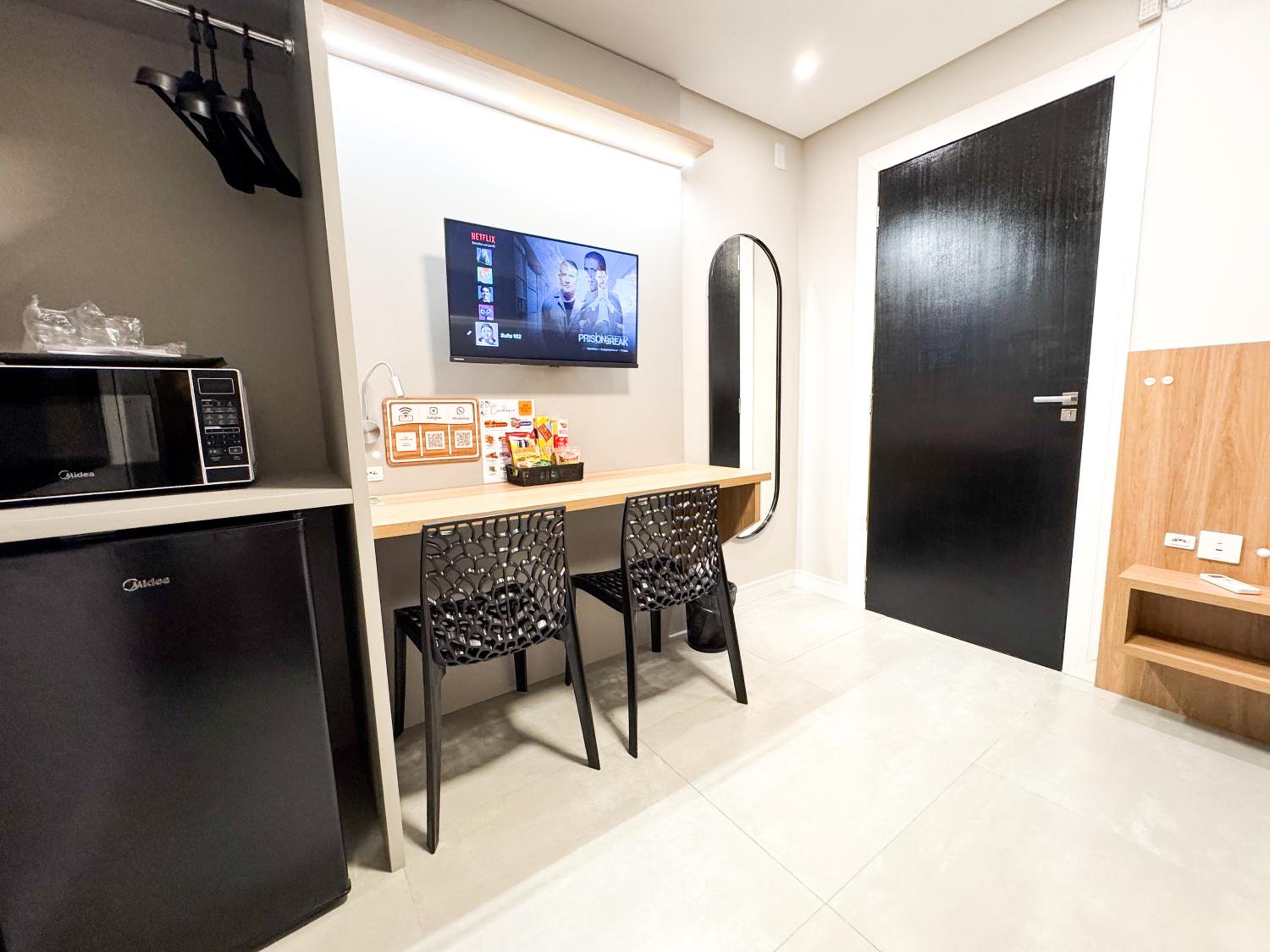 Standard Double Suite