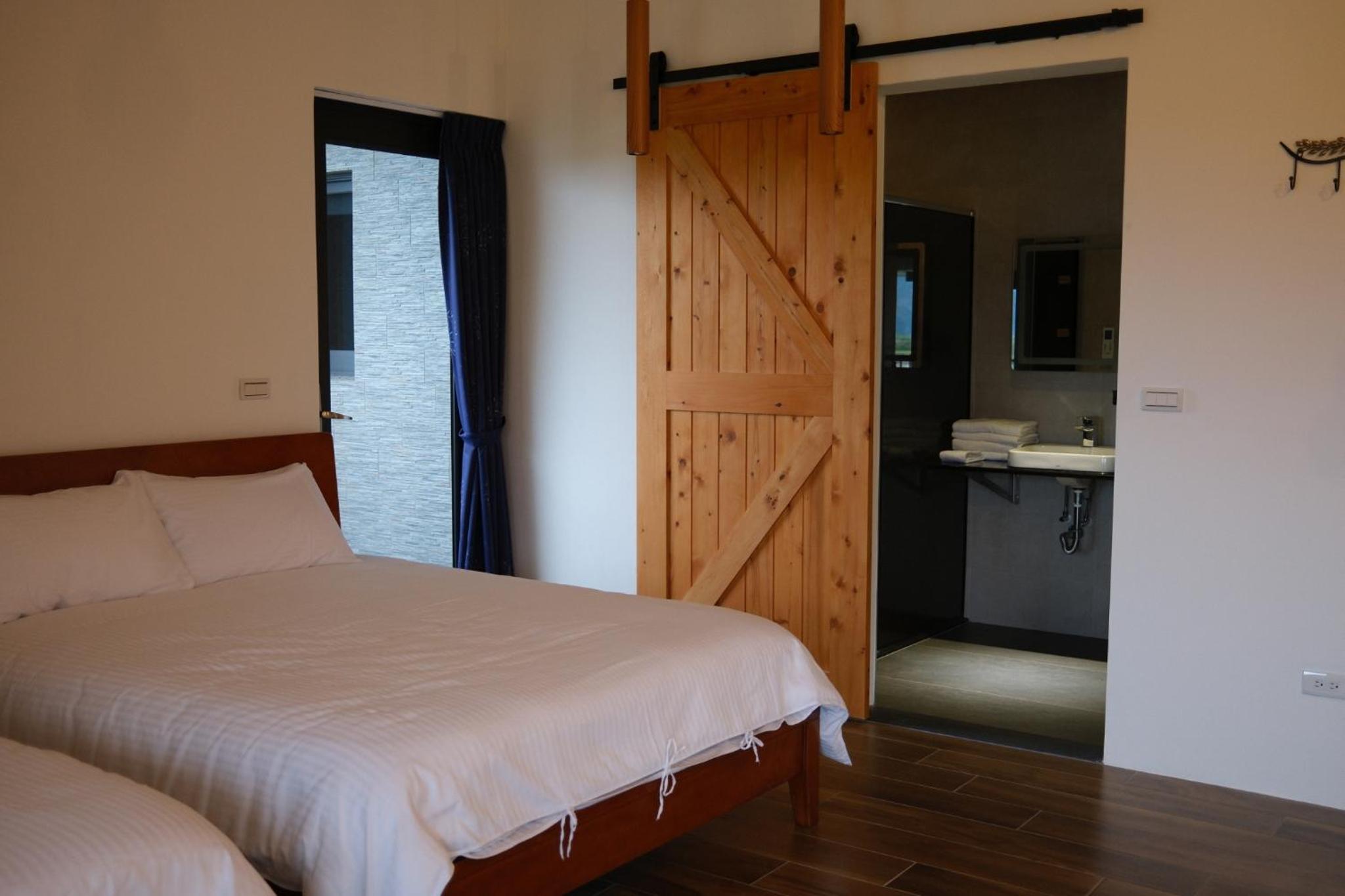 Deluxe Quadruple Room photo 1