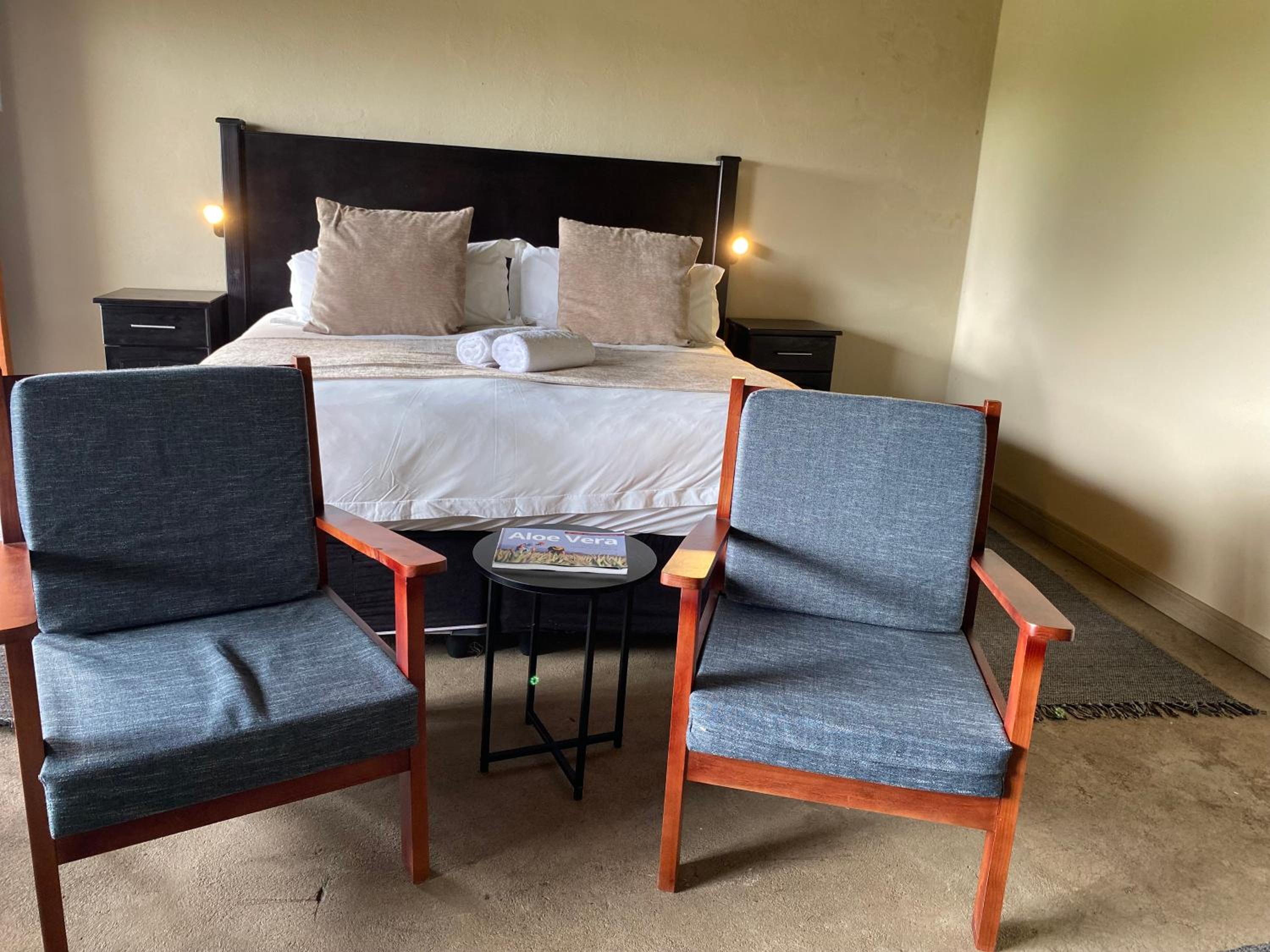 Standard King Room photo 1