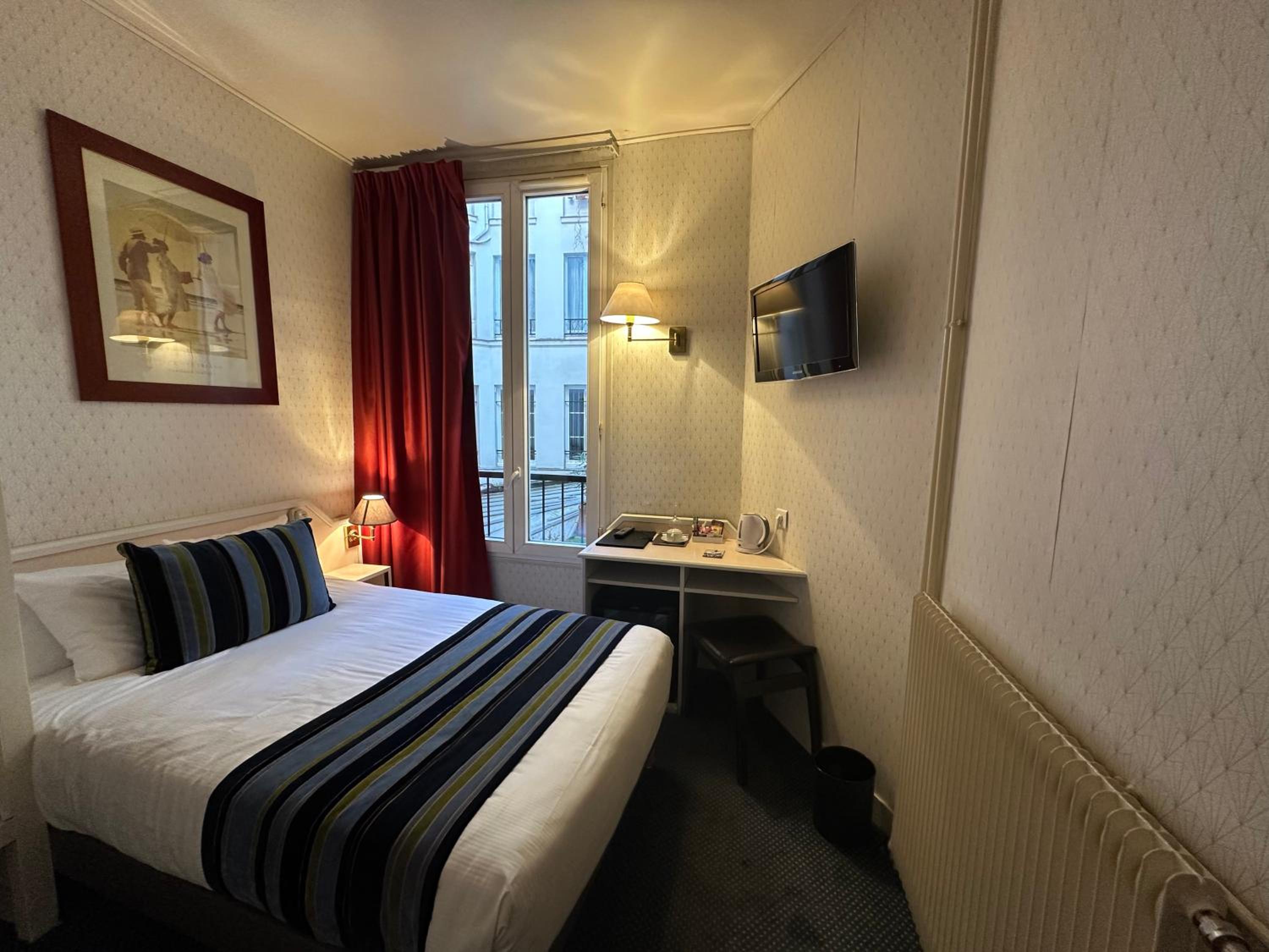 Single Room photo 3