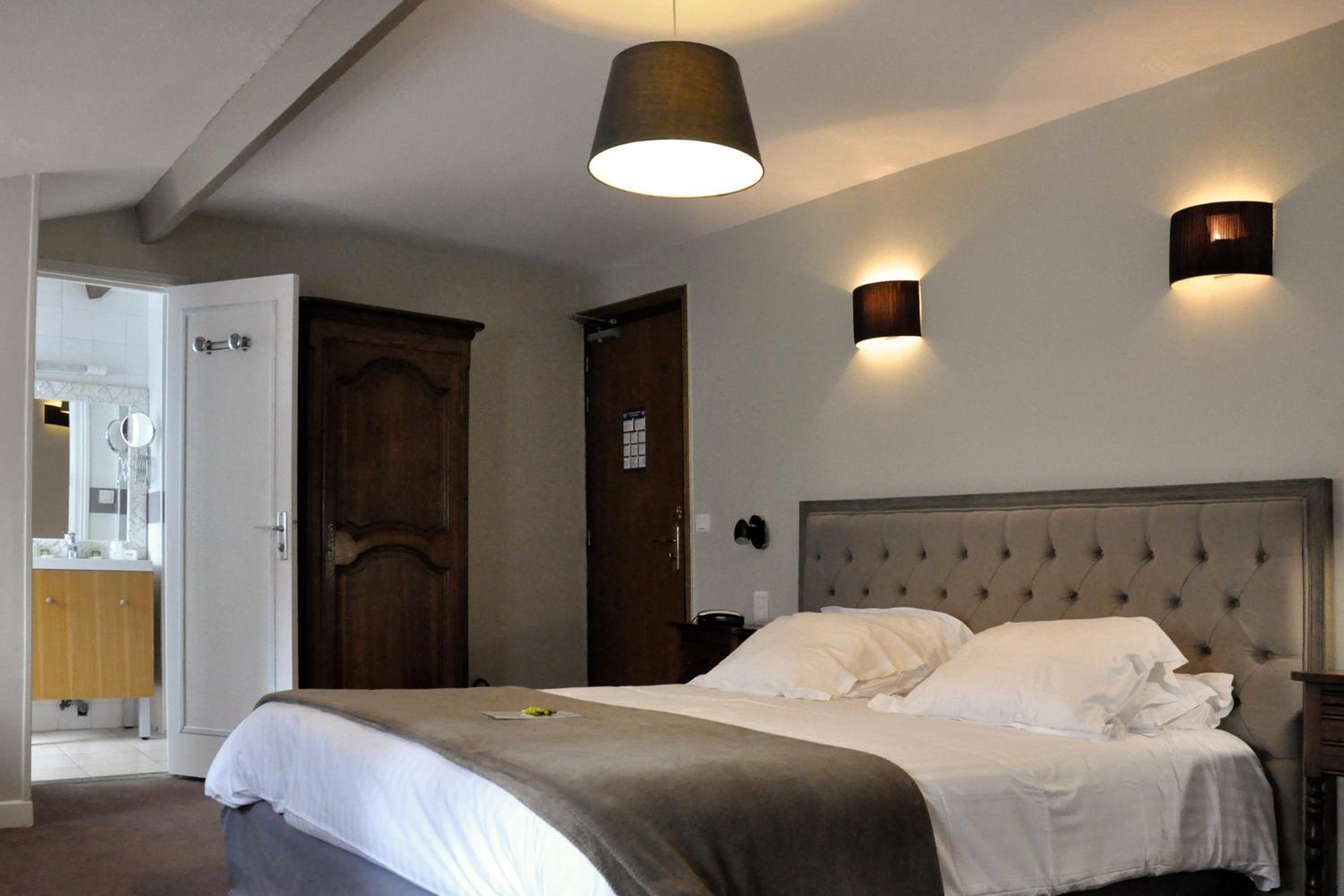 Triple Room - Photo 9
