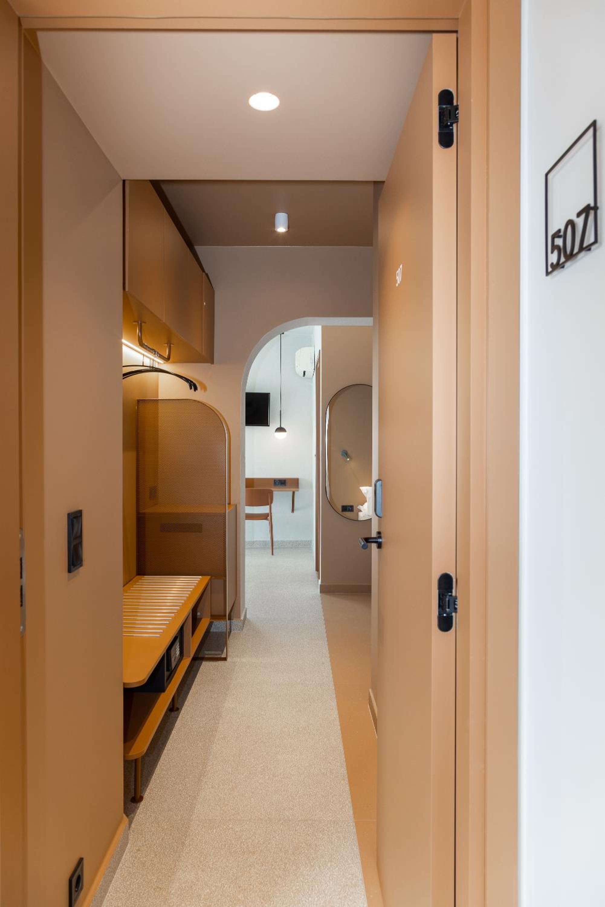 Triple Room photo 2