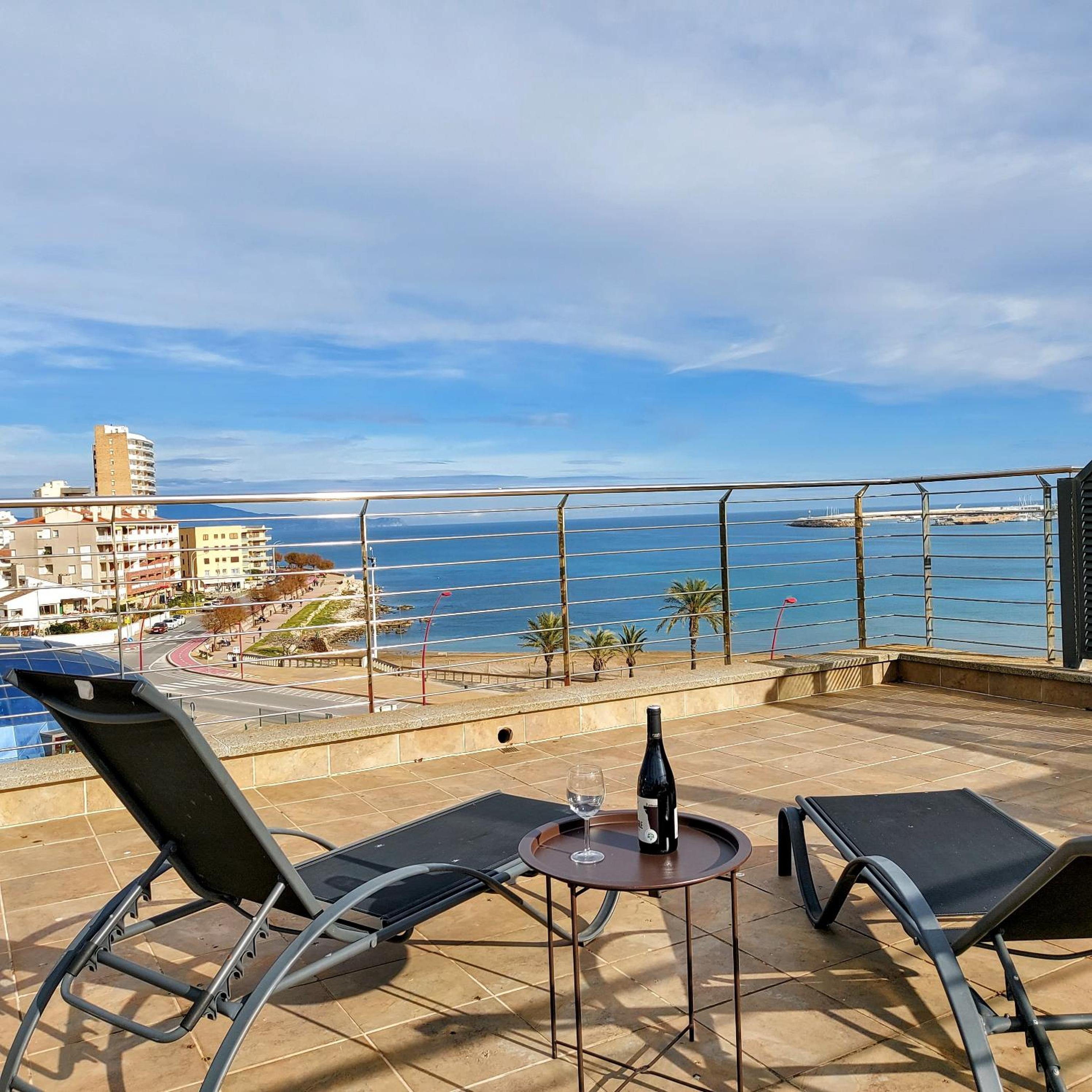 Two-Bedroom Apartment - Oceanfront