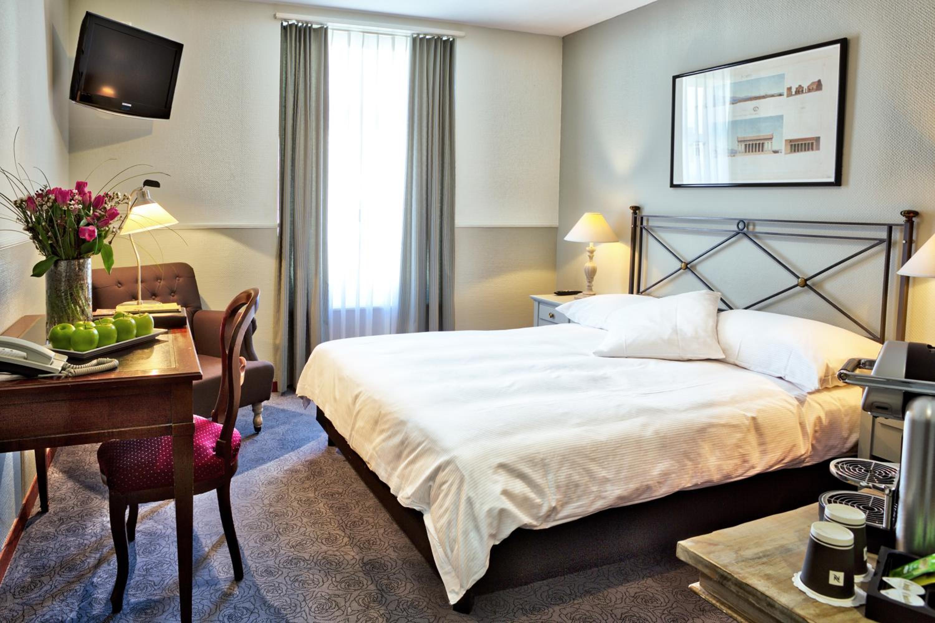 Deluxe Double Room - Photo 1