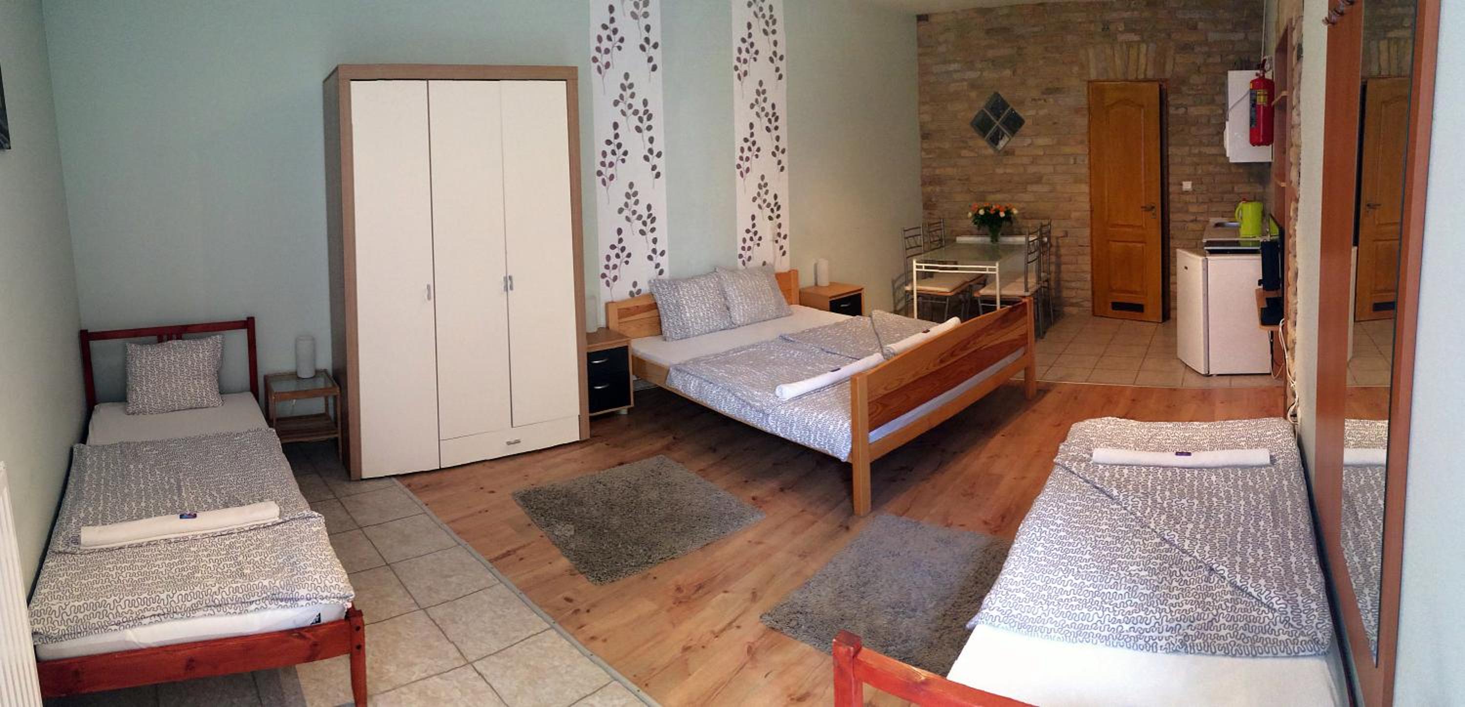 Apartment photo 1