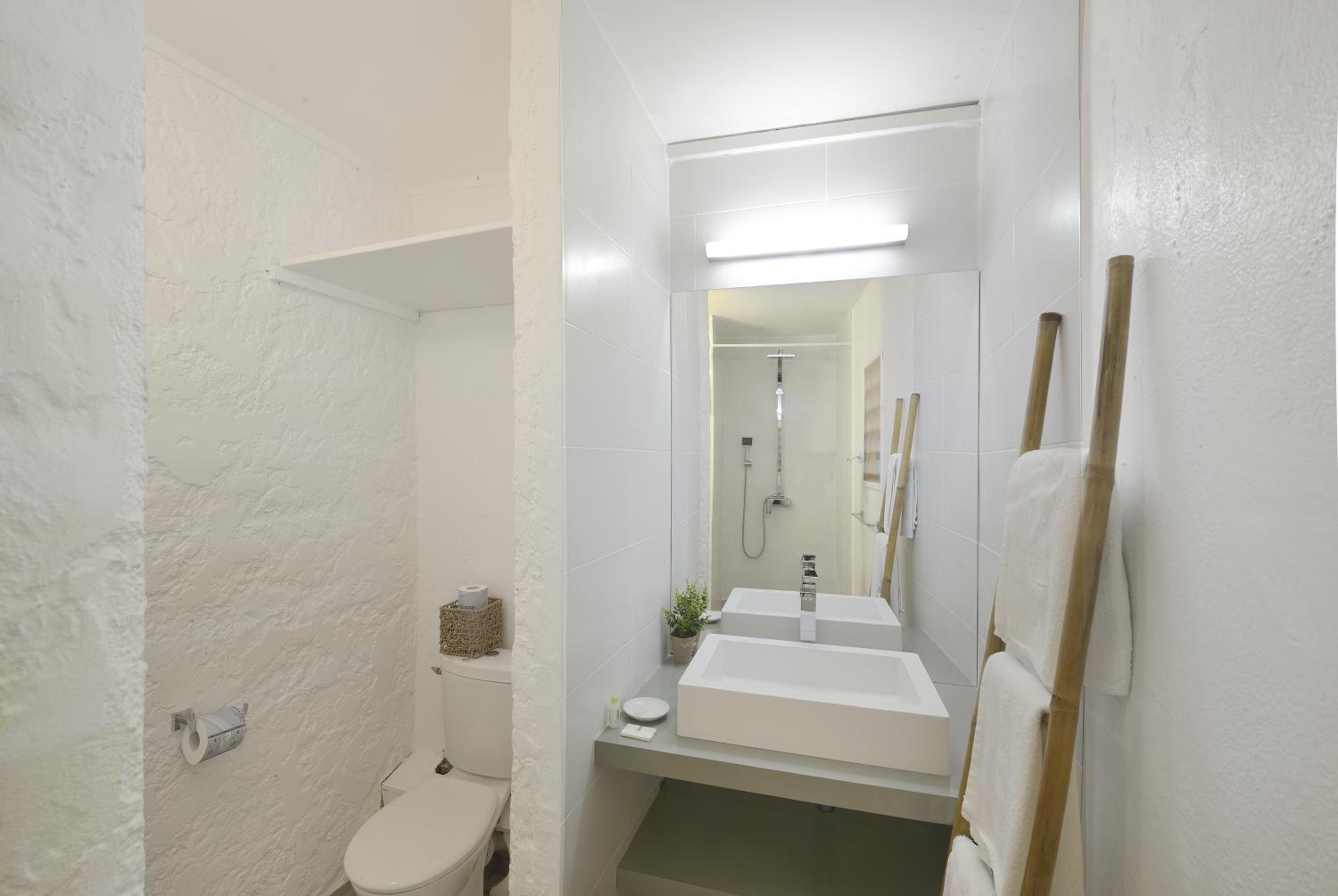 Flambloyant Superior Double Room with Garden View photo 2