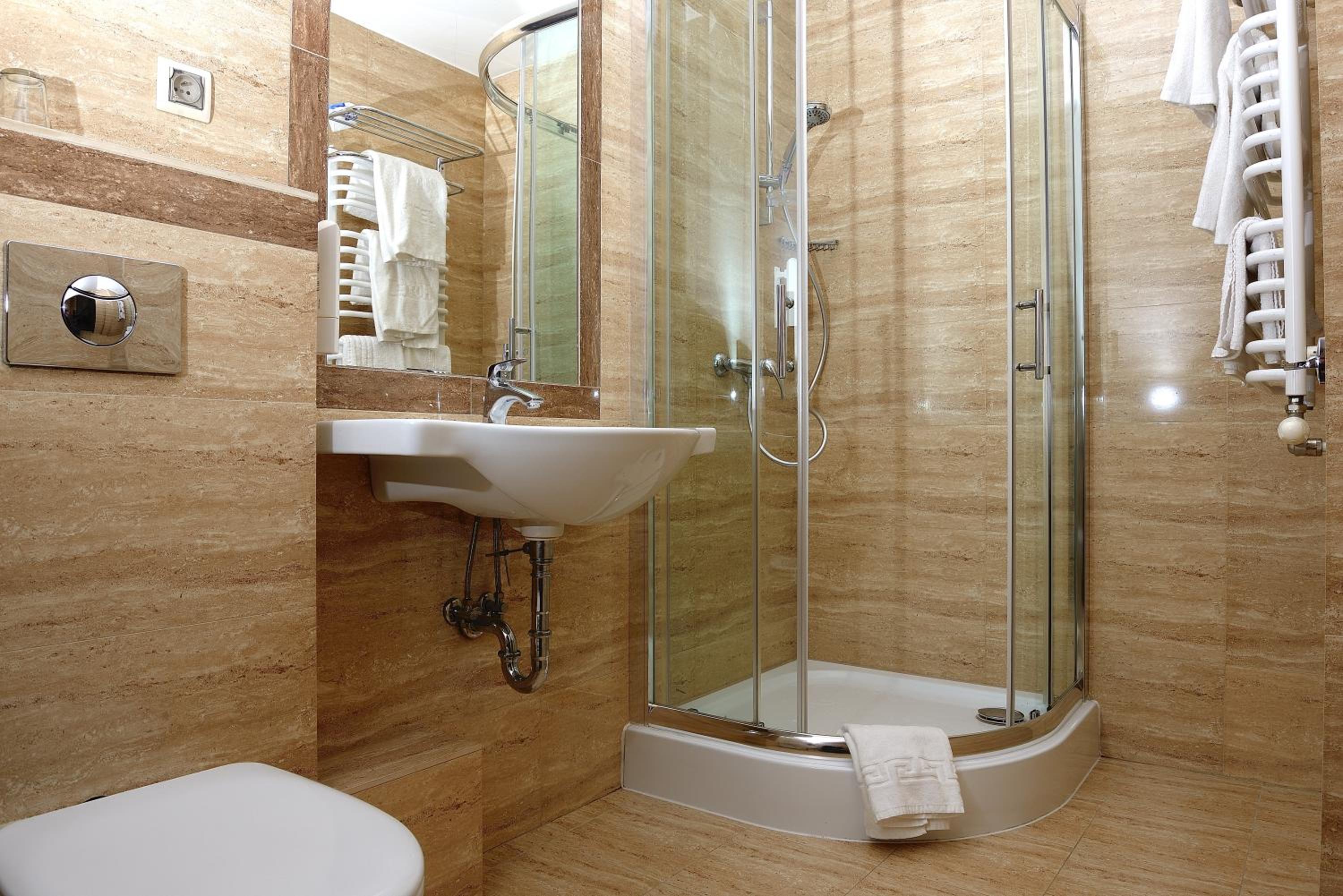 Studio (2 Adults) - Photo 4