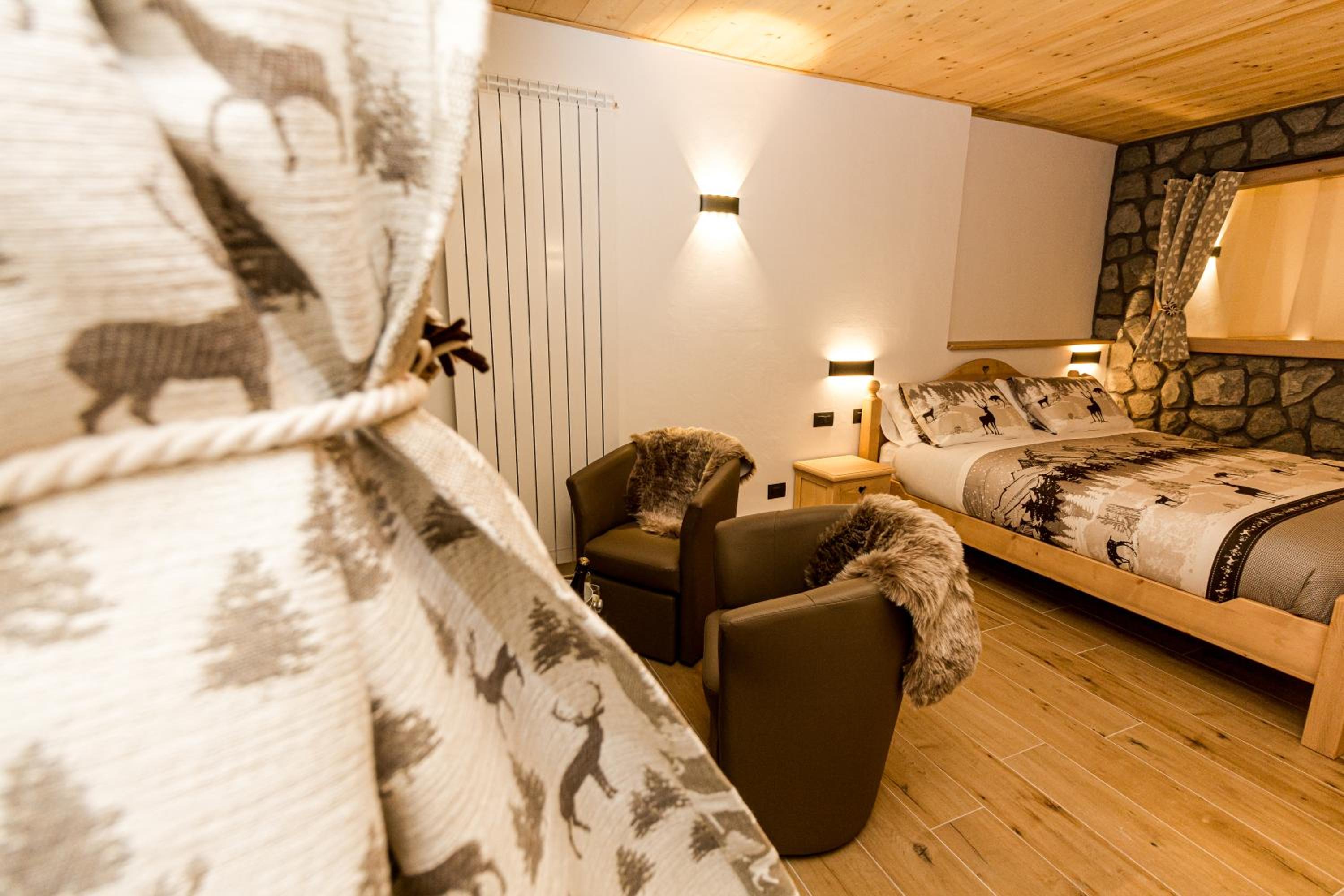 Superior King Room photo 3