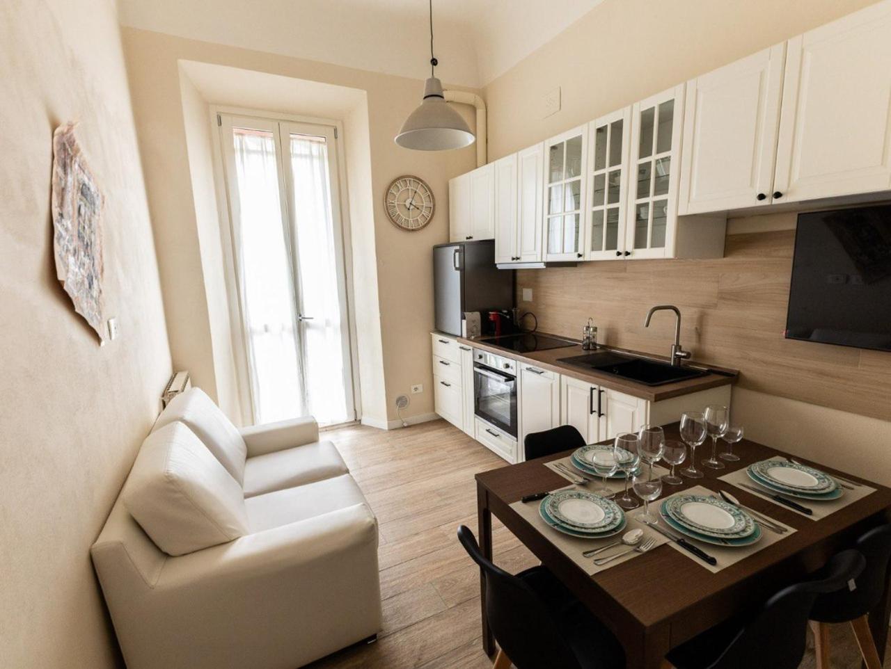 Two-Bedroom Standard Apartment photo 1