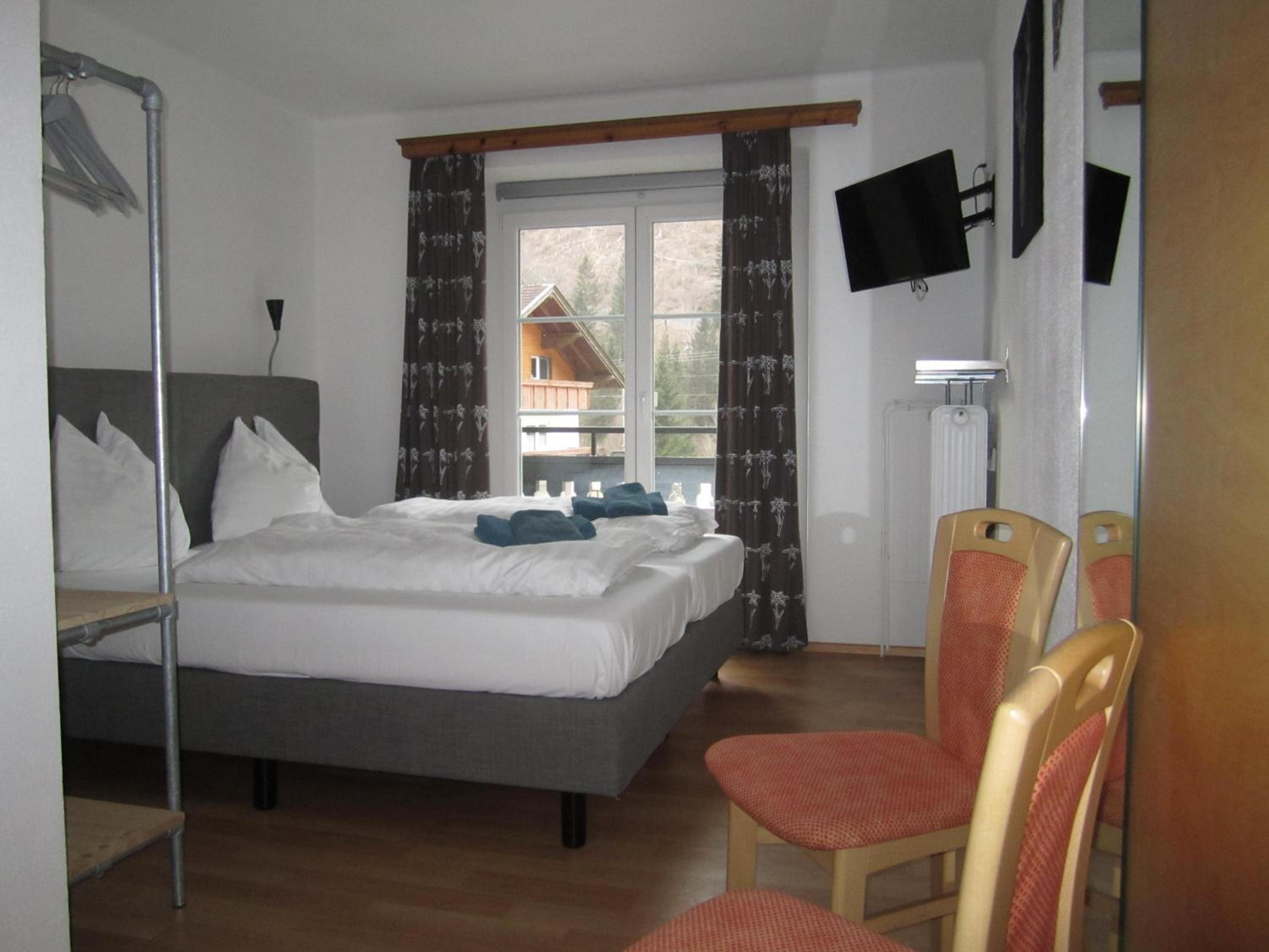 Large Single Room