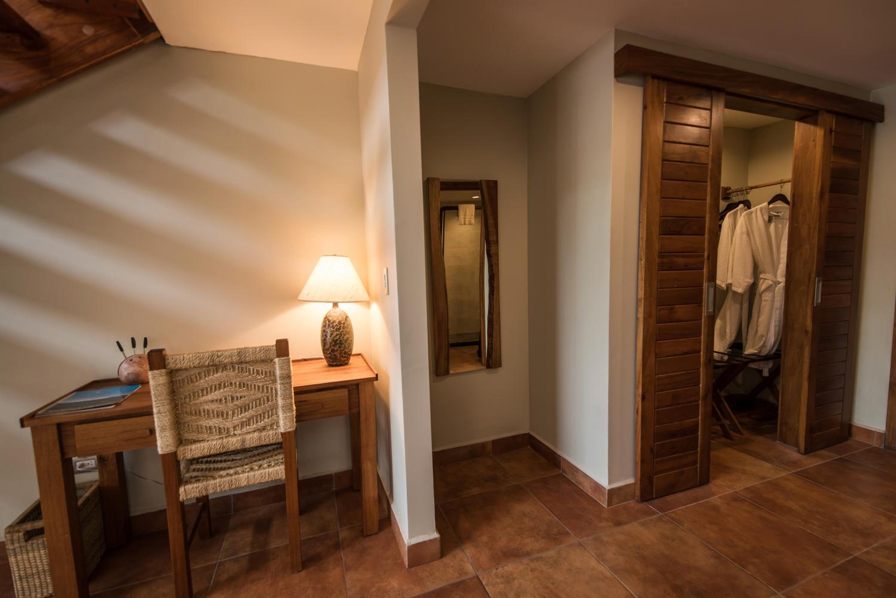 Junior Suite with Balcony photo 3