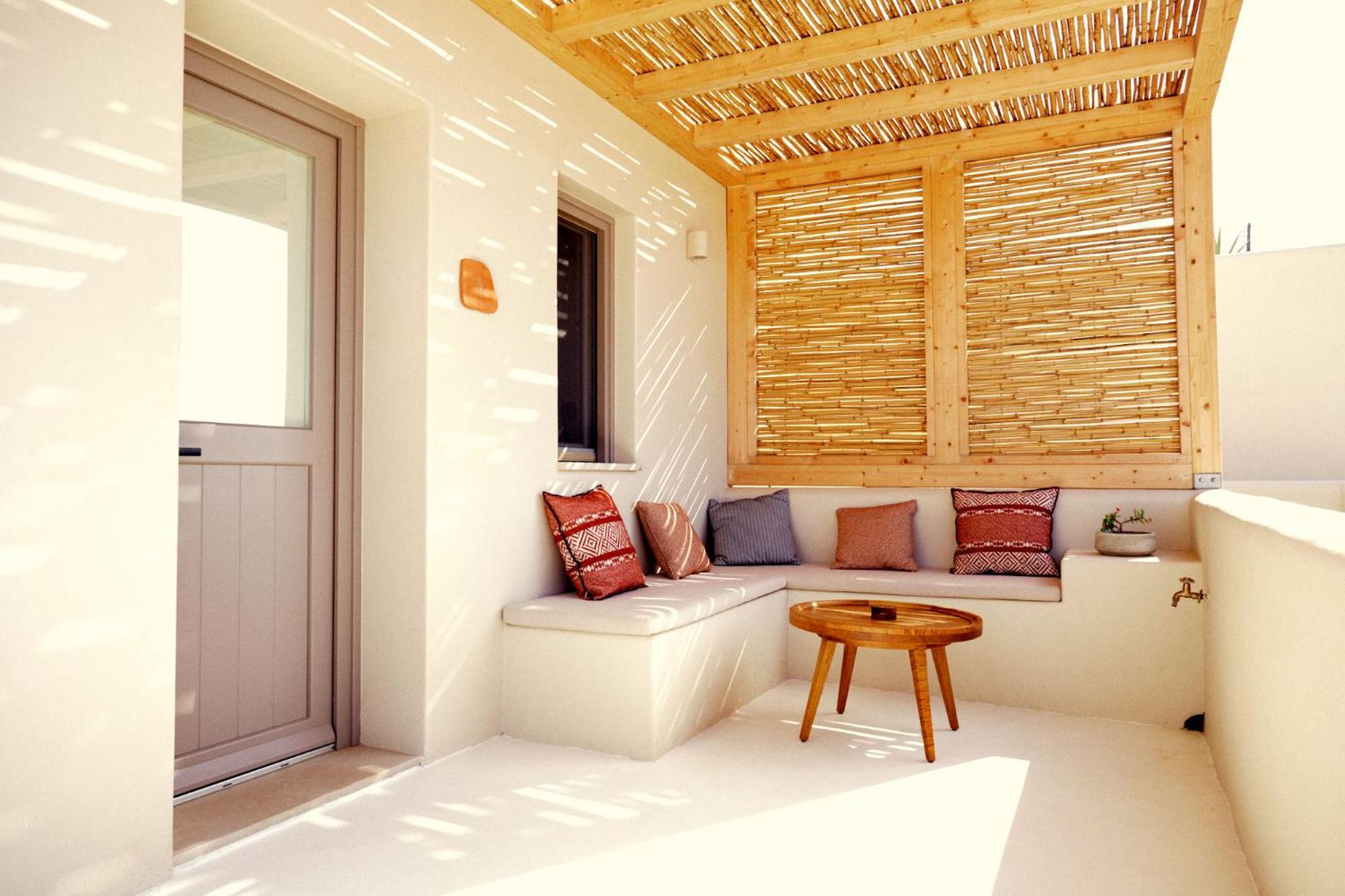 King Suite with Balcony photo 1