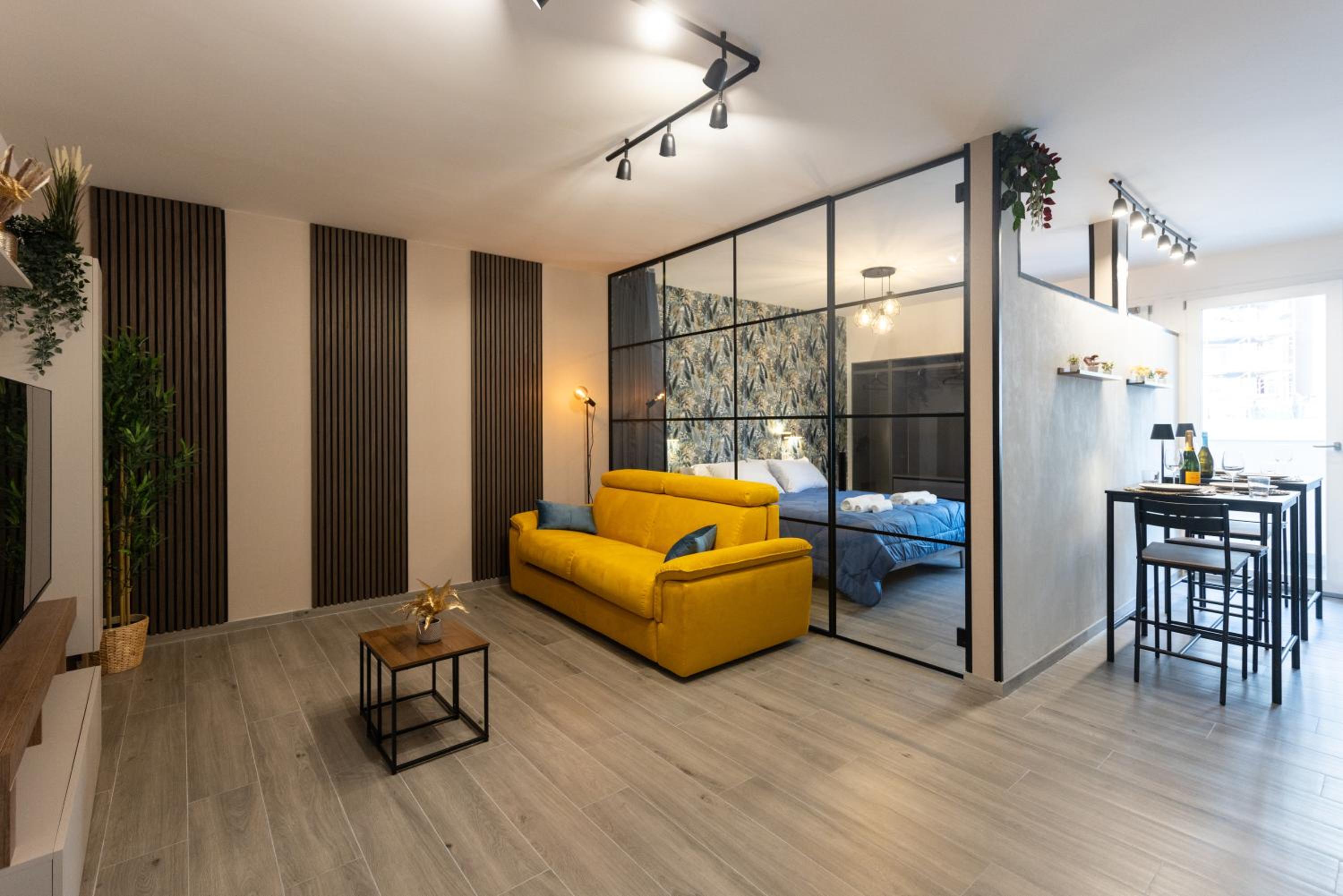 One-Bedroom Apartment