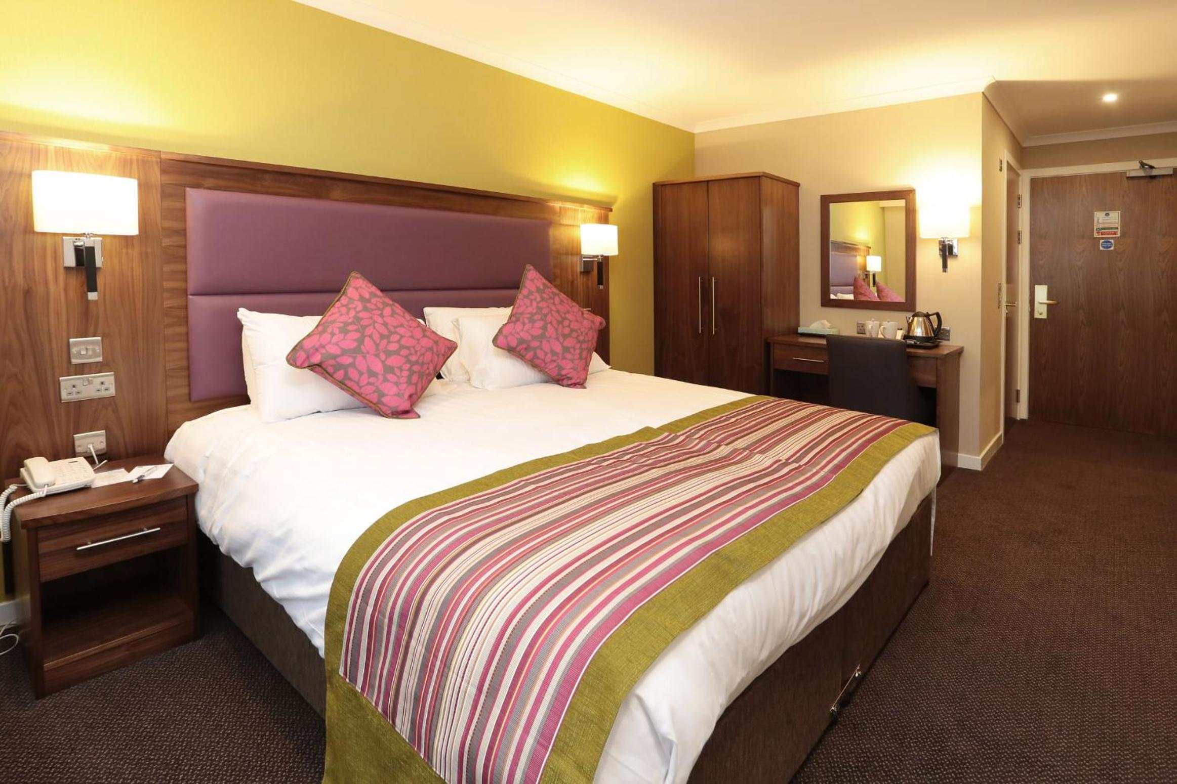 King Room - Disability Access/Non-Smoking - Photo 7