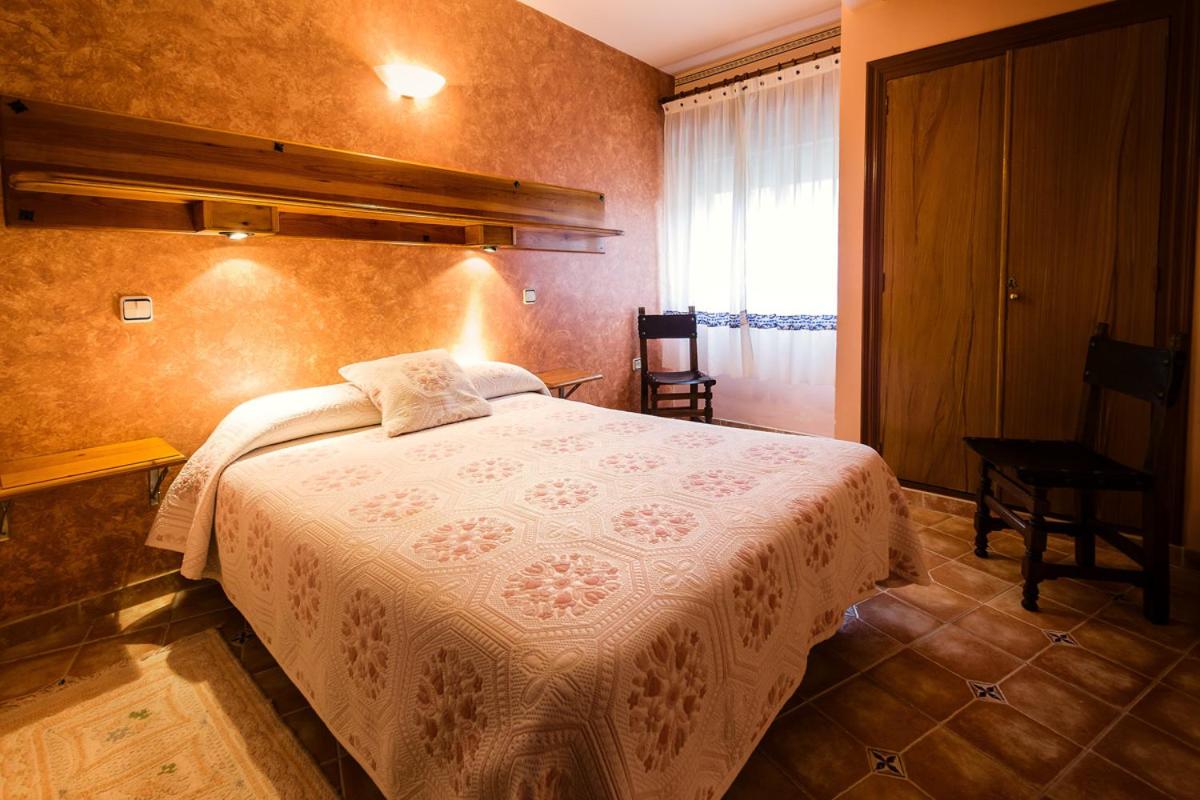 Single Room with Bathroom