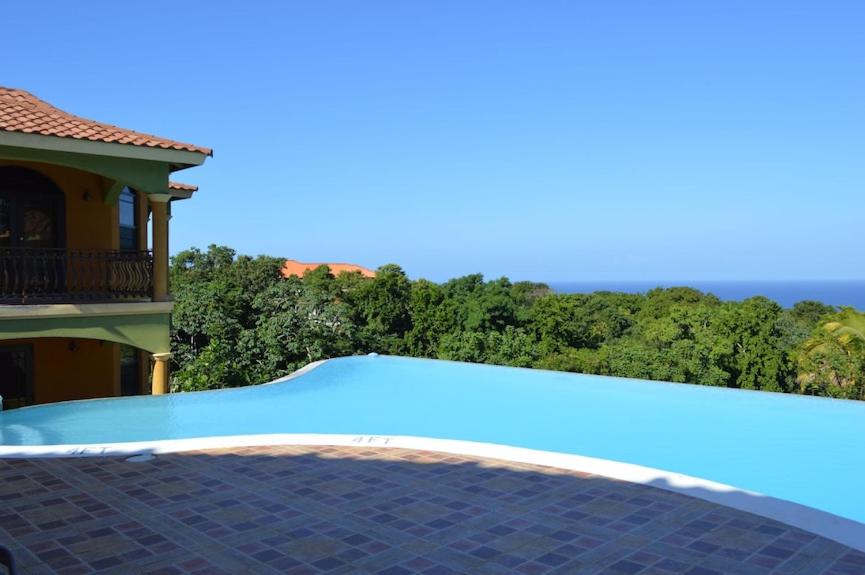 Deluxe Suite with Sea View
