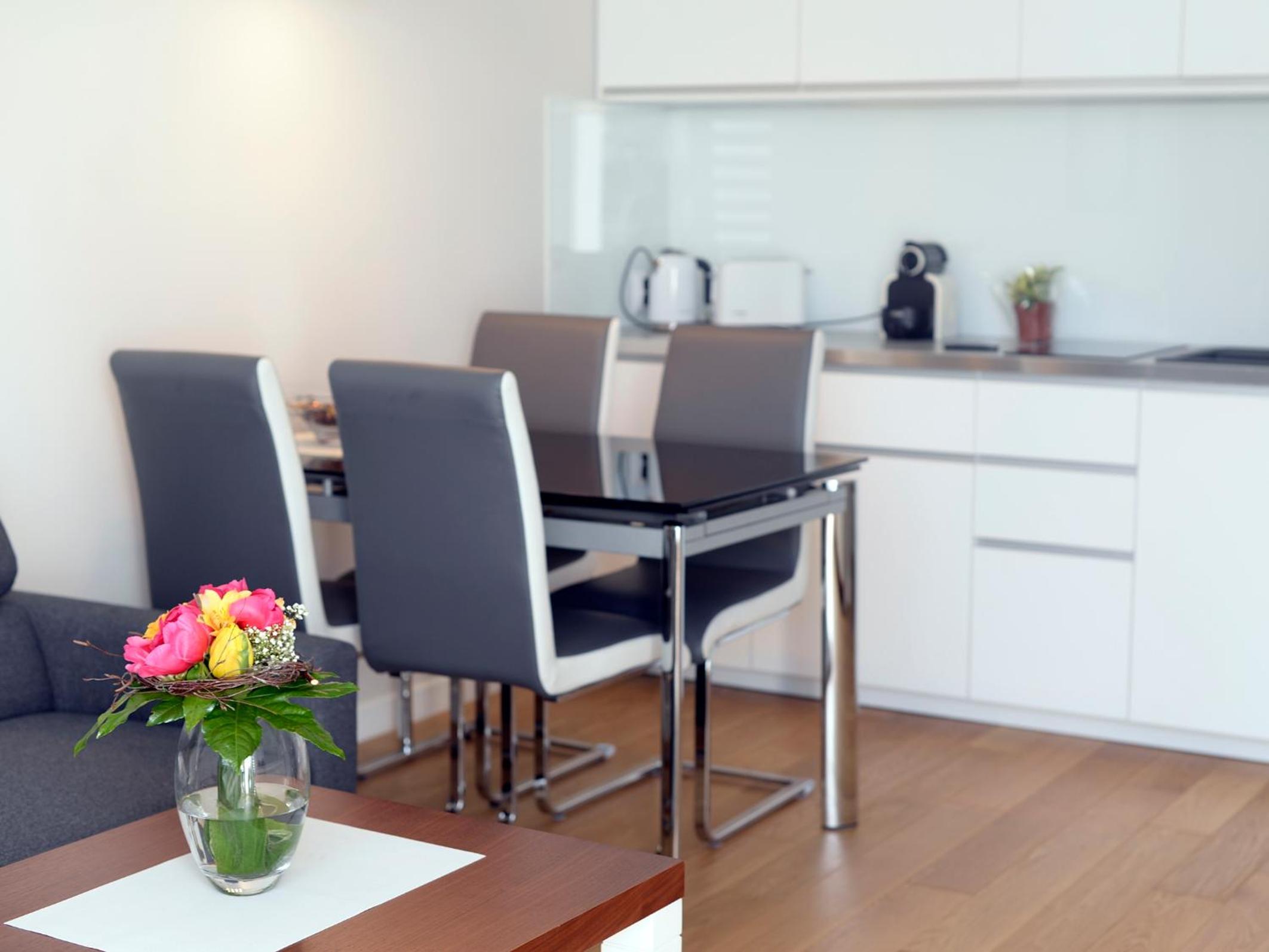 One-Bedroom Apartment - Photo 22