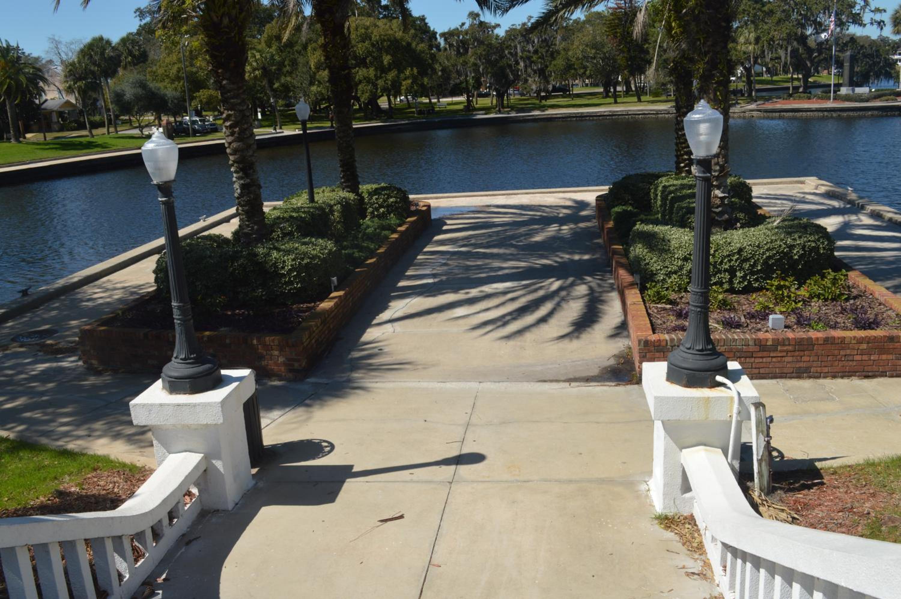 Apartment with Lake View photo 3