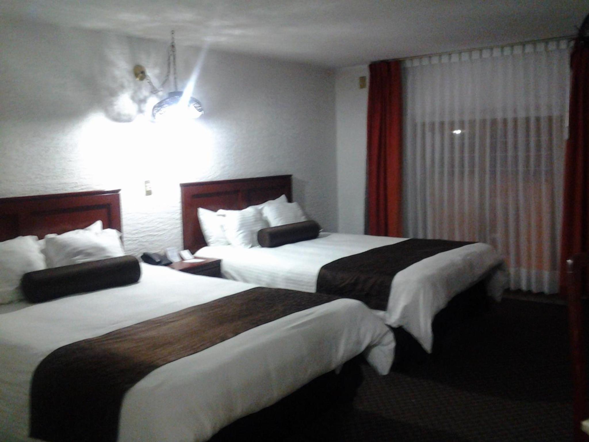 Double Room with Two Double Beds - Non-Smoking - Photo 6