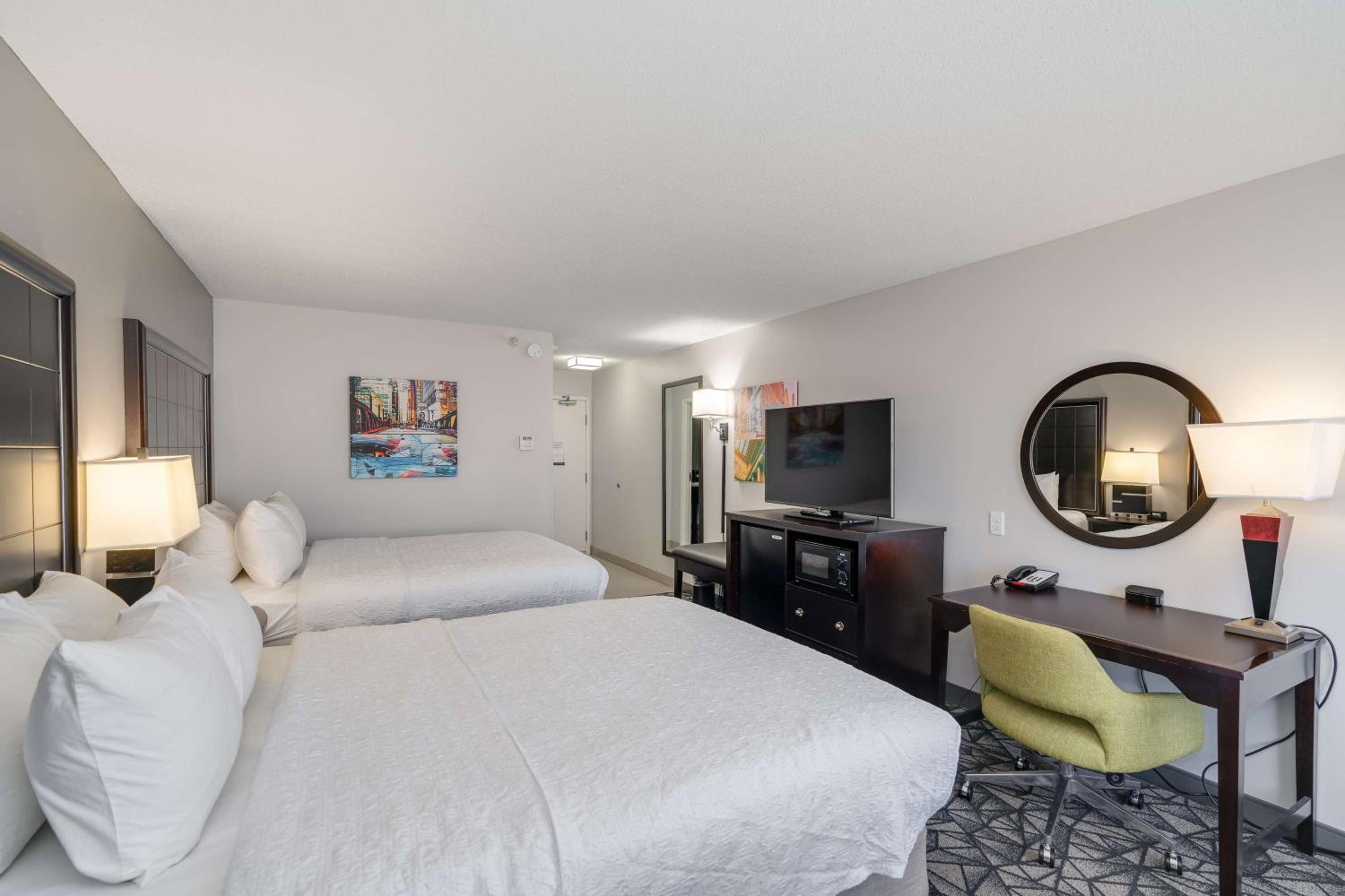 Queen Room with Two Queen Beds - Hearing Access/Non-Smoking - Photo 1