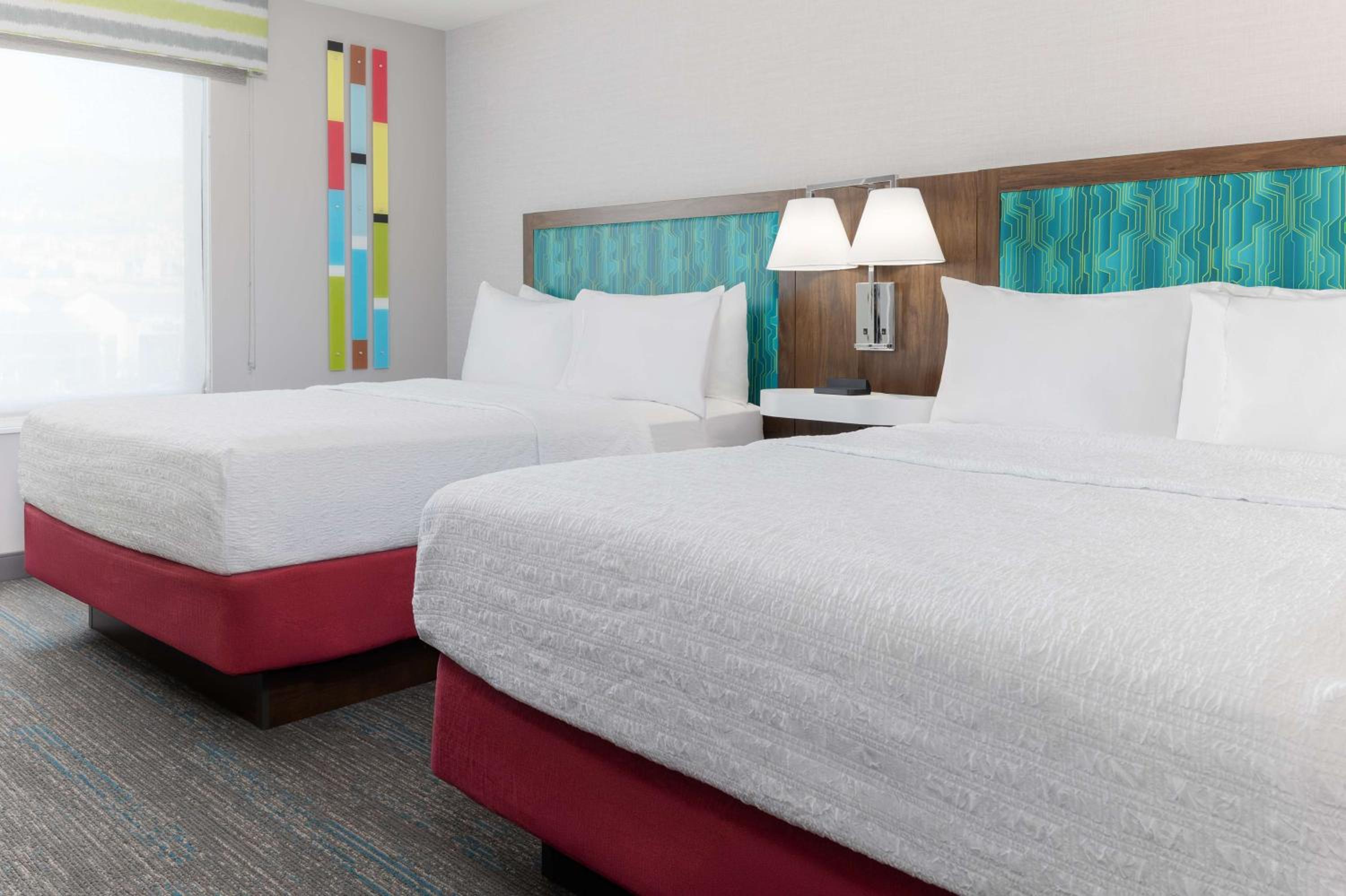 Queen Room with Two Queen Beds - Hearing Access - Photo 2