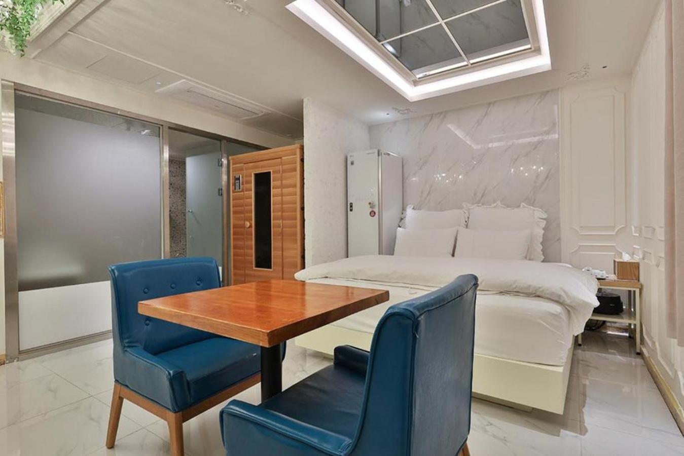 Premium Suite Couple Sauna - Photo 2