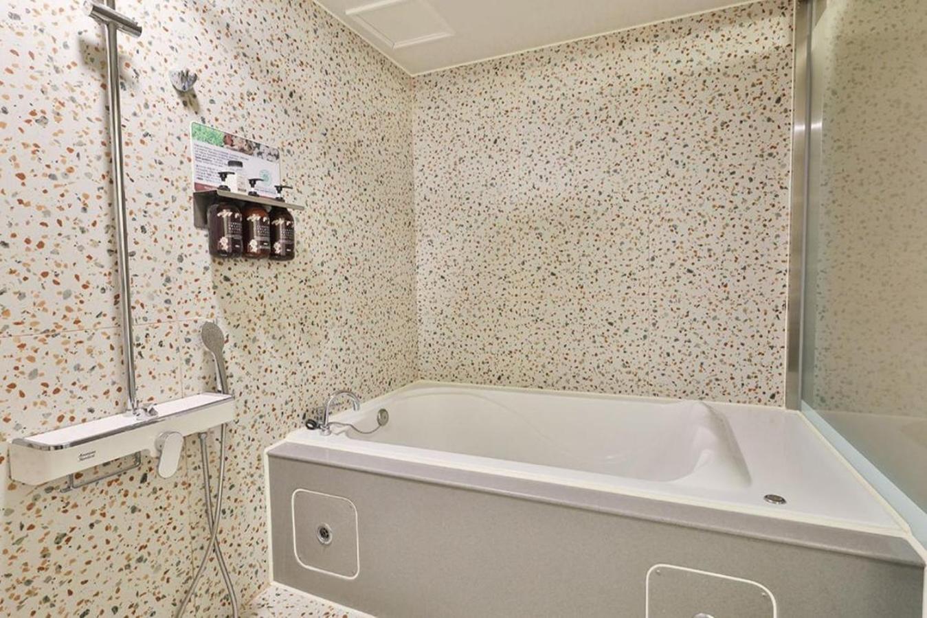 Premium Suite Couple Sauna - Photo 8
