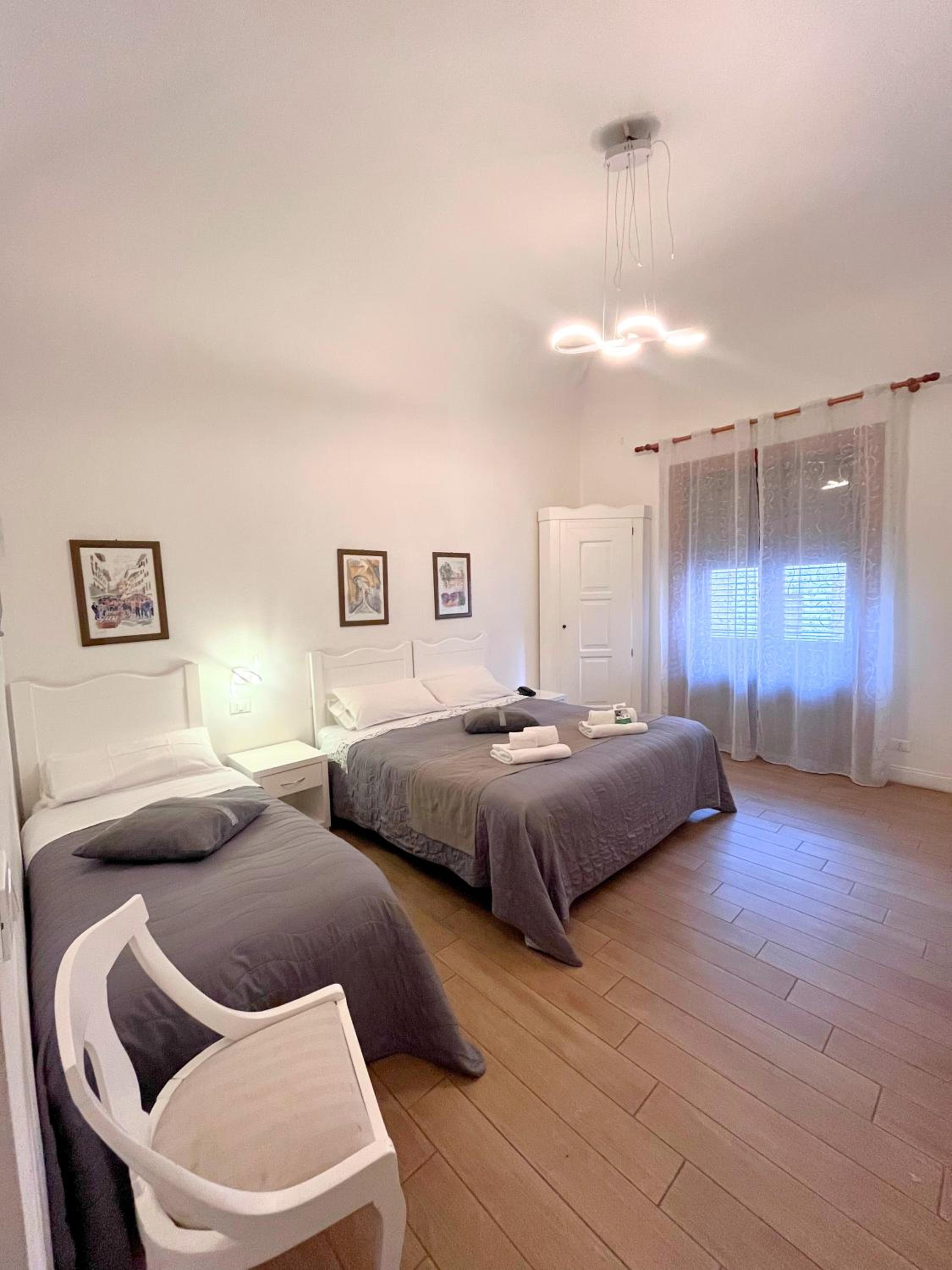 Triple Room - Photo 2
