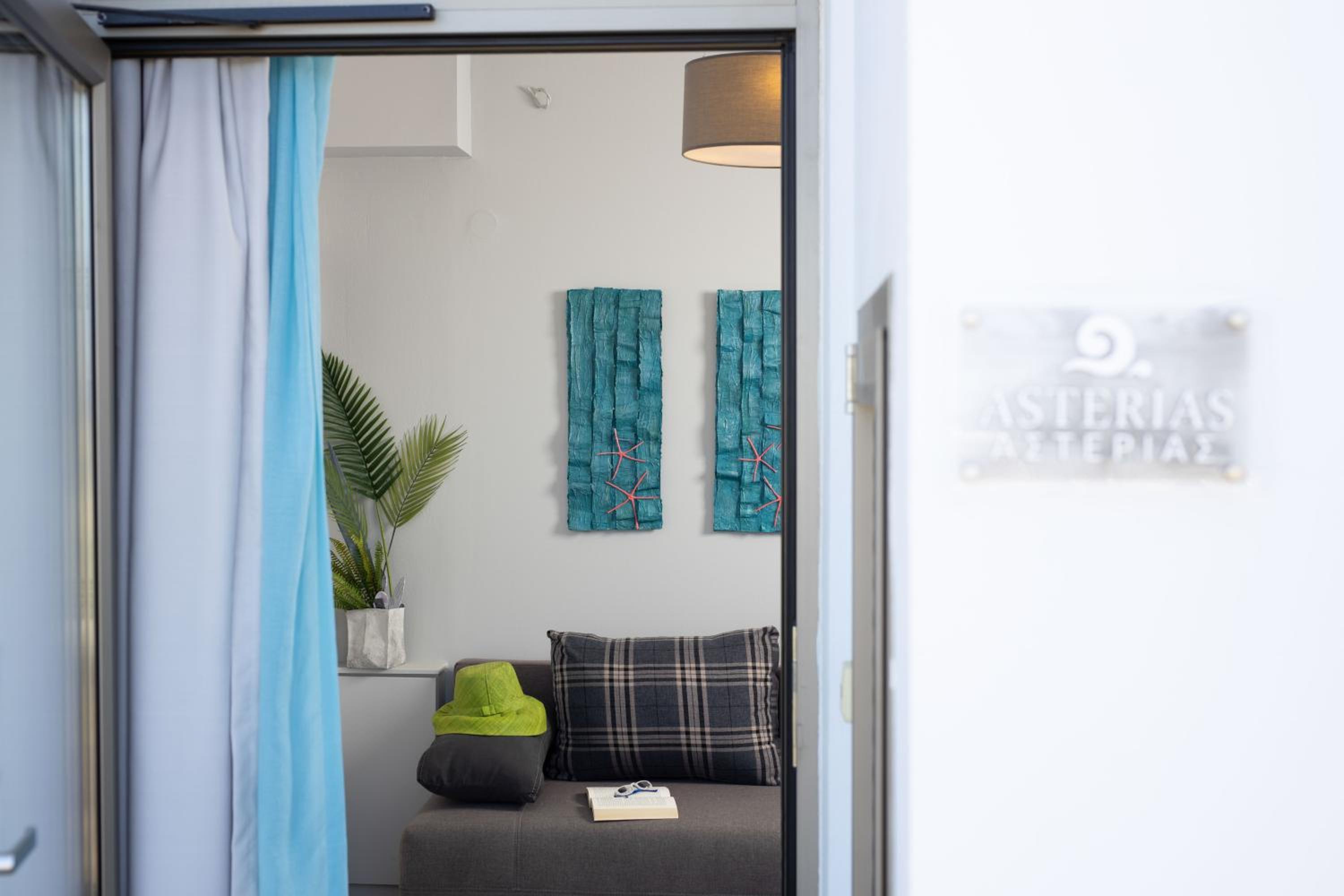 One-Bedroom Deluxe Apartment - Photo 6