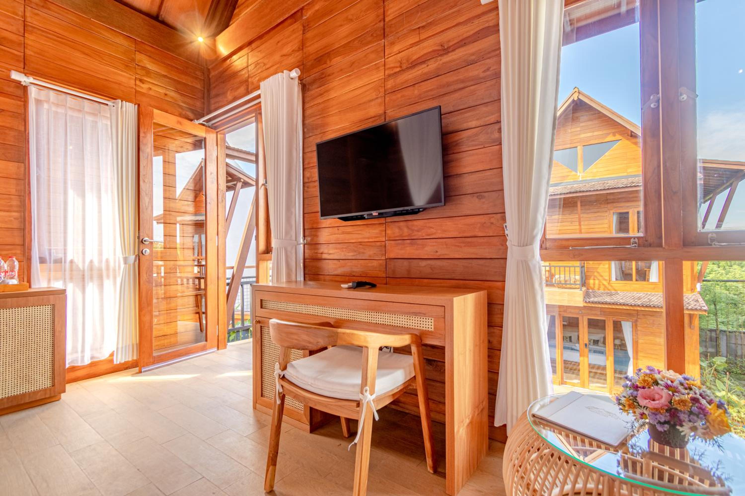 Superior King Room - Photo 6