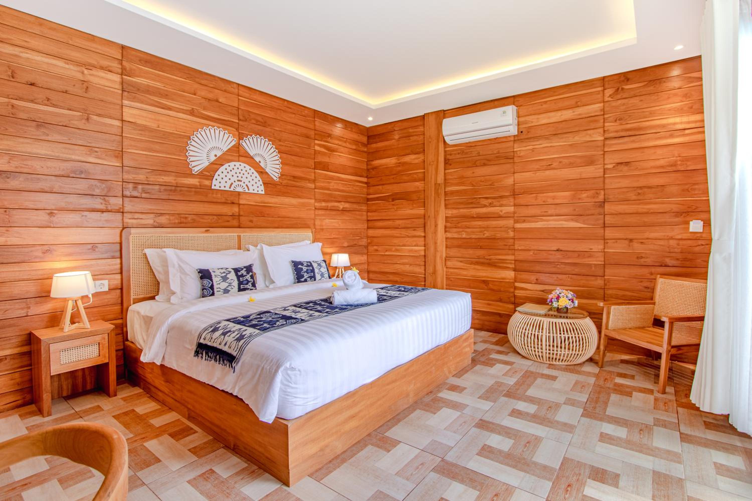 Deluxe King Room - Photo 6