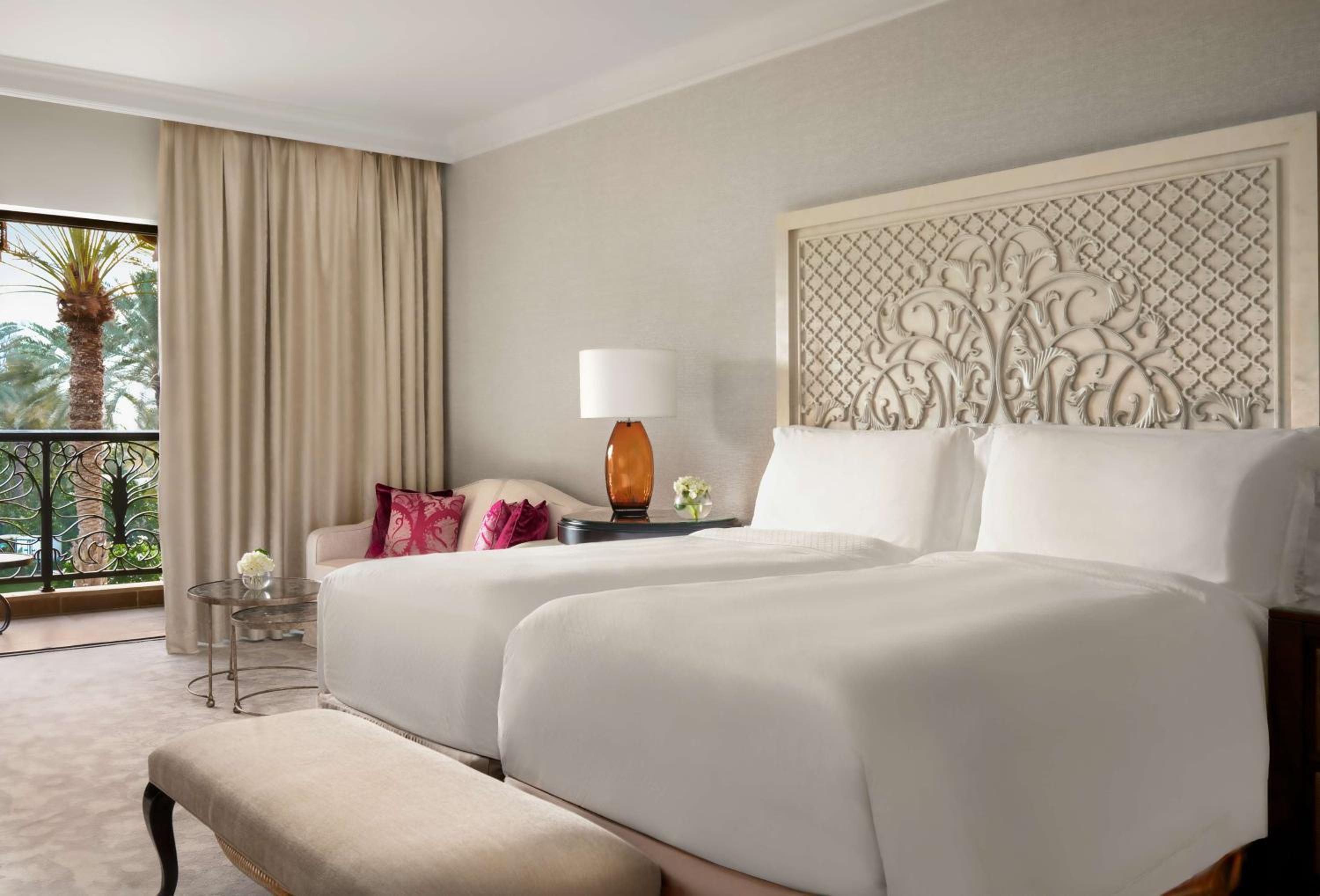 Arabian Court Deluxe Double Double Room With Waterpark Access