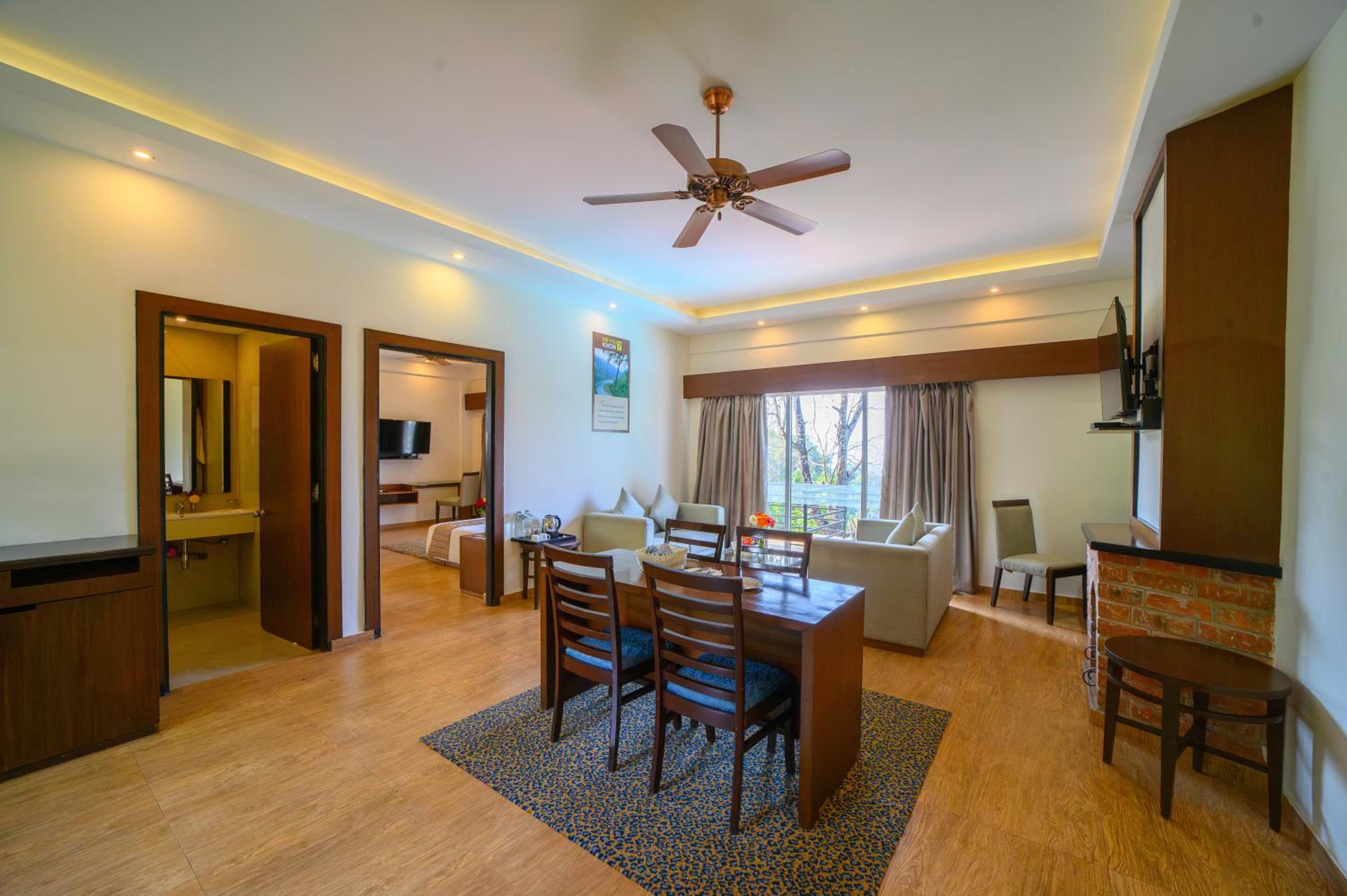 Suite with Mountain View photo 1