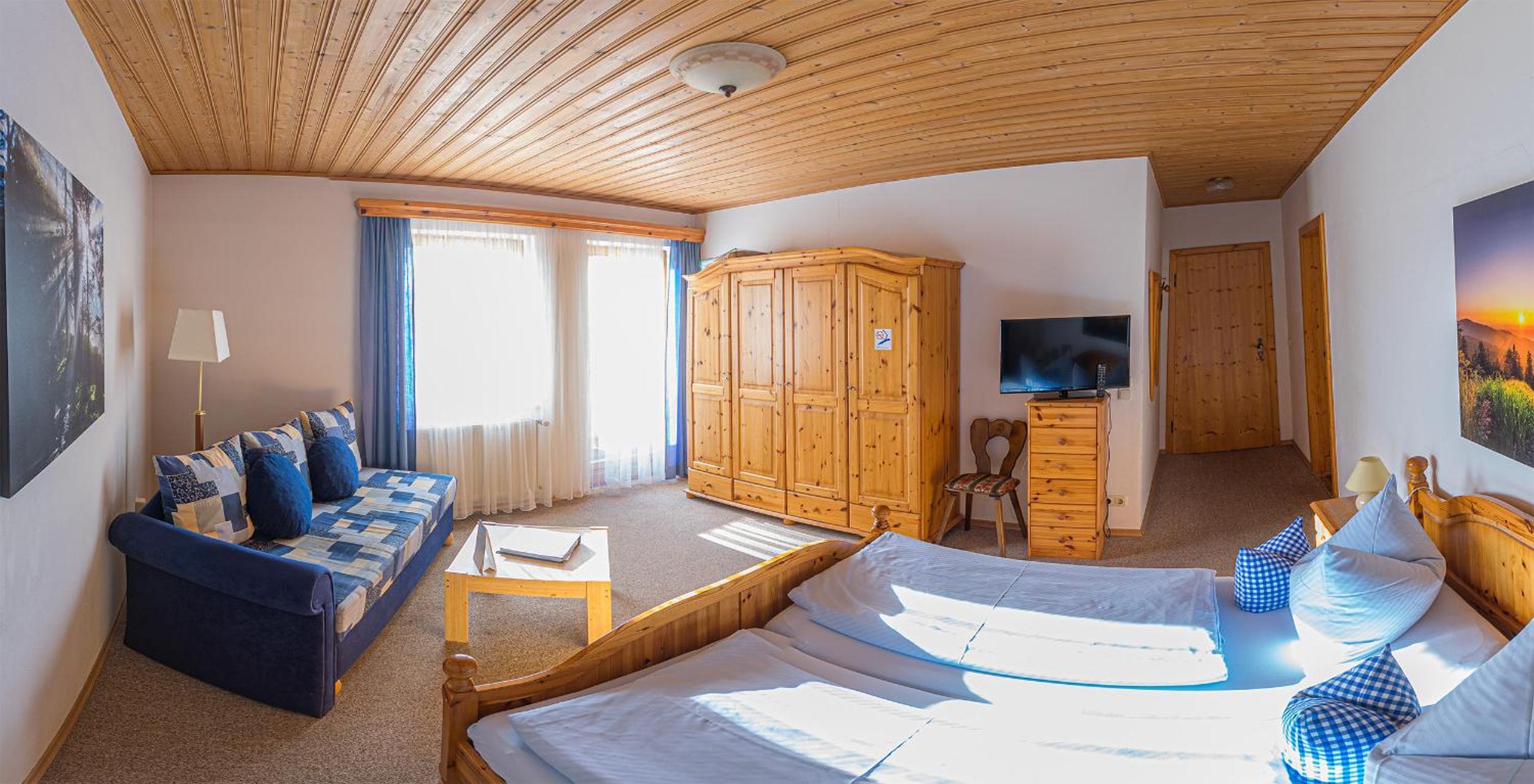 Double Room with Balcony photo 1