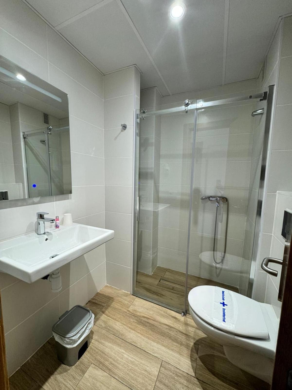 Single Room photo 3