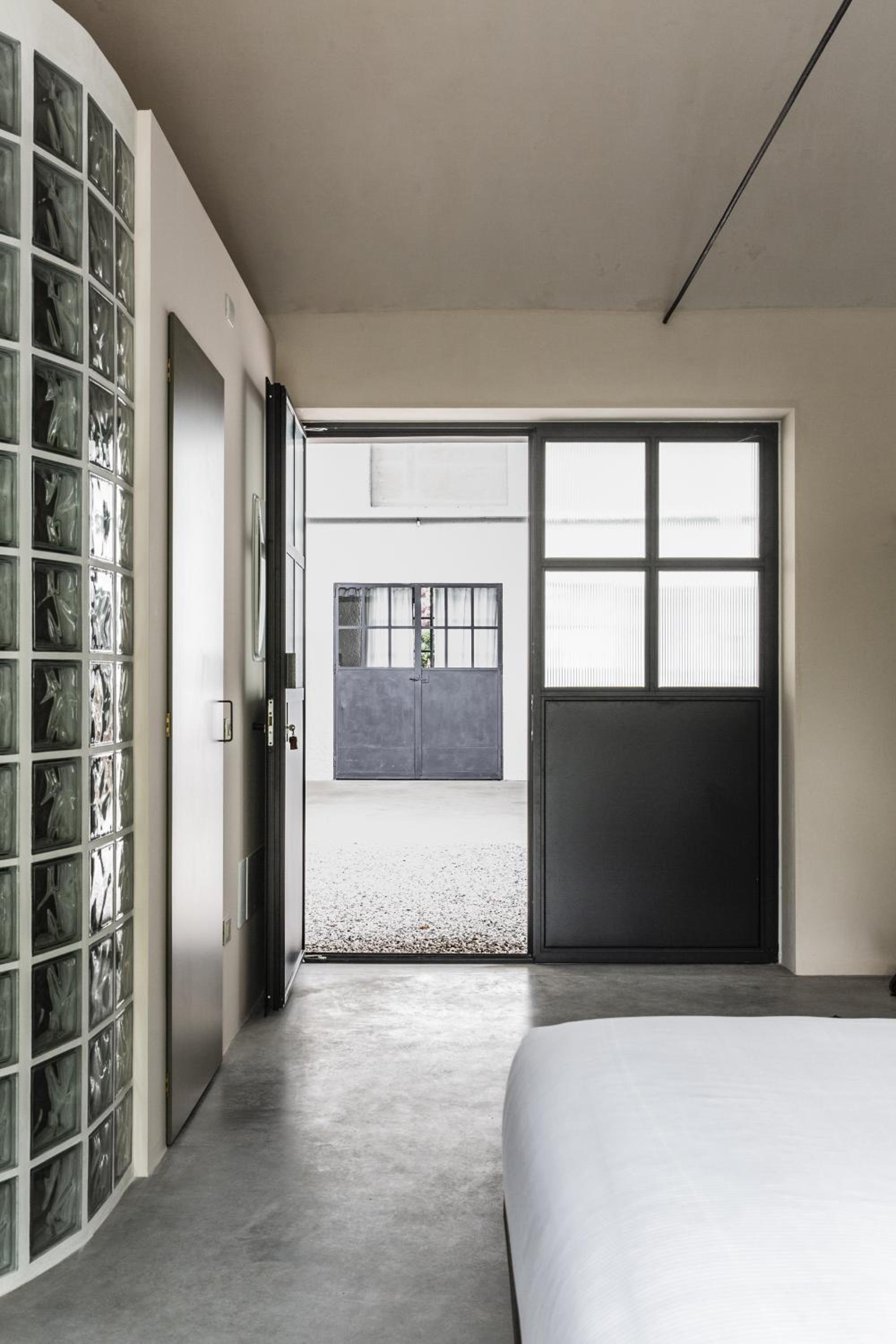 Deluxe Room - Photo 1